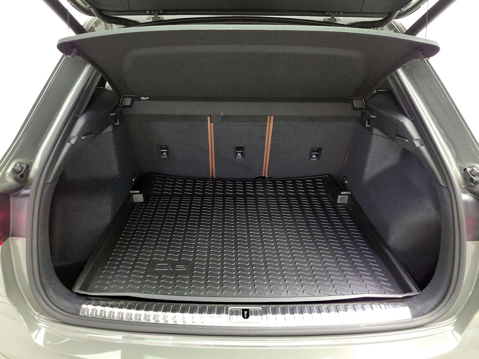 2025 Audi Q3 S Line Premium - Photo 23