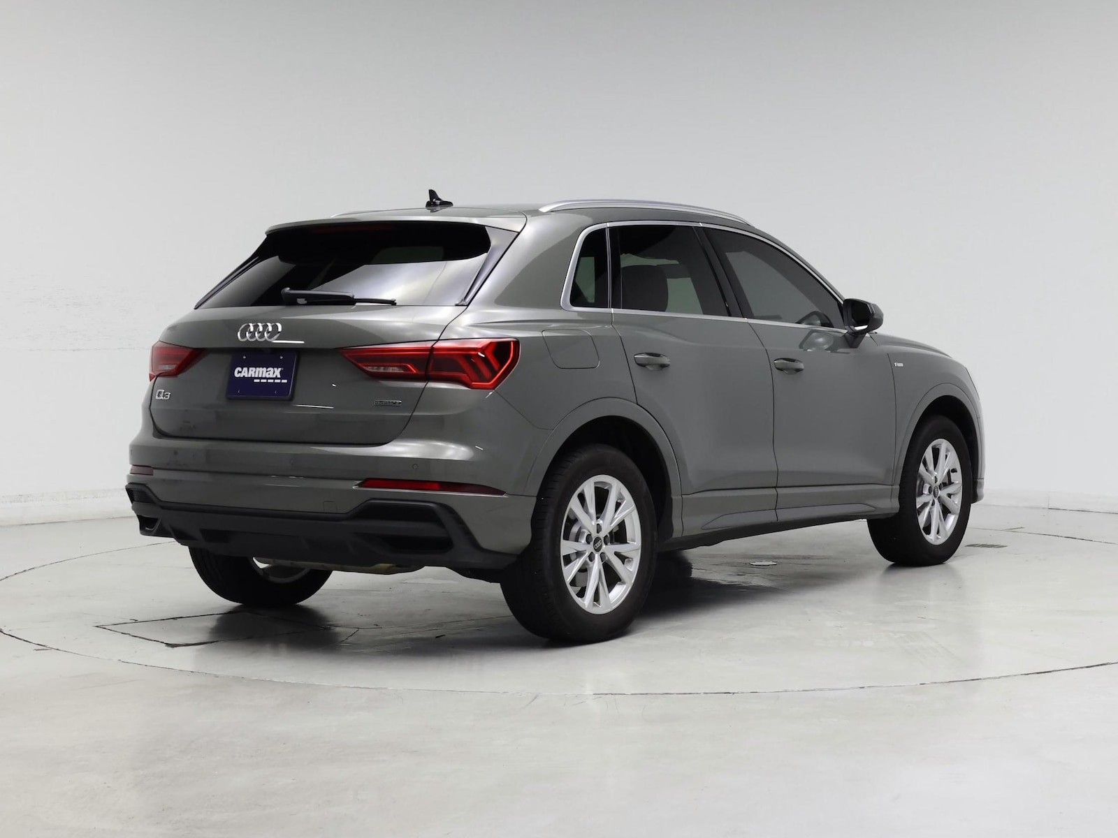 2025 Audi Q3 S Line Premium - Photo 9
