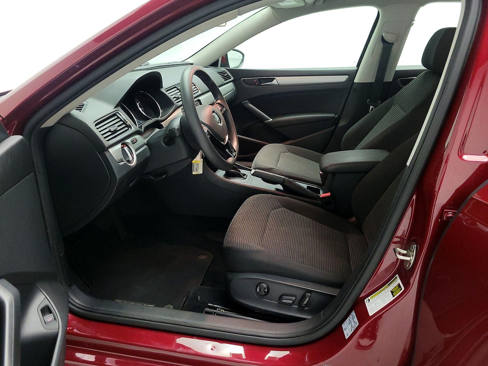 Power Seat(s) & Side Airbags