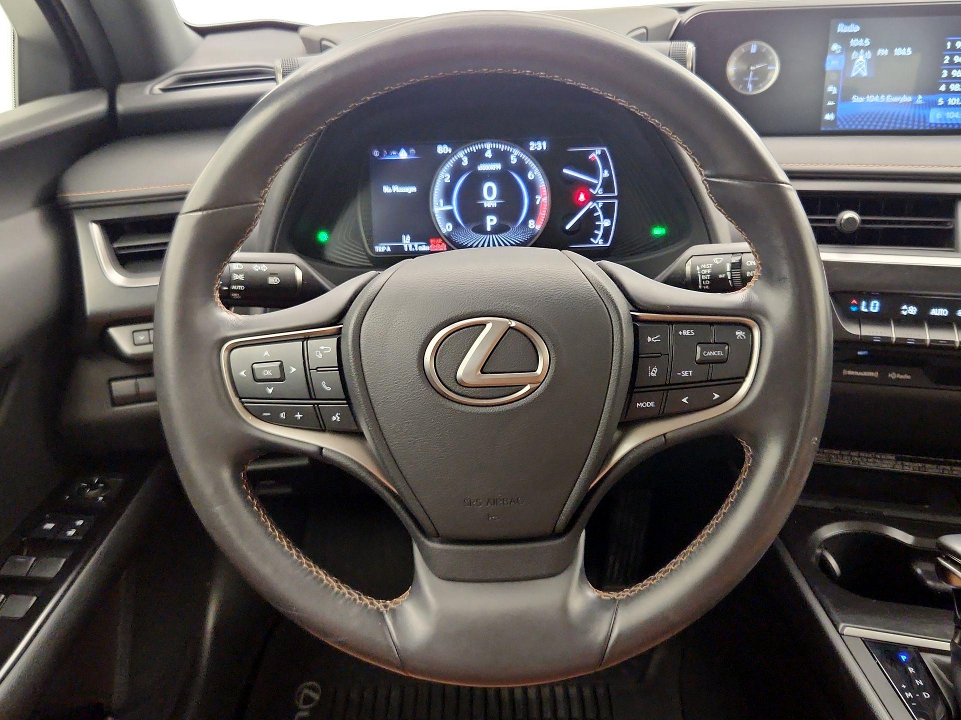 Thumbnail: 2021 Lexus UX - 10