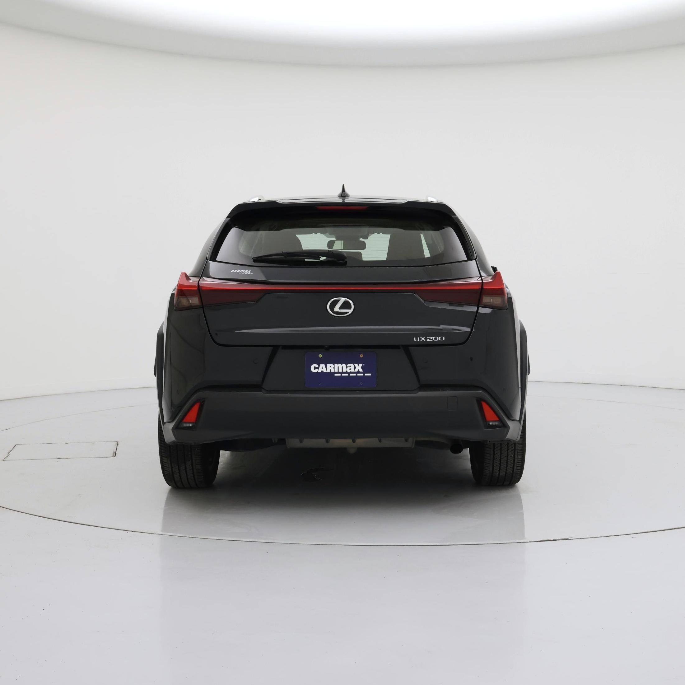 Thumbnail: 2021 Lexus UX - 6