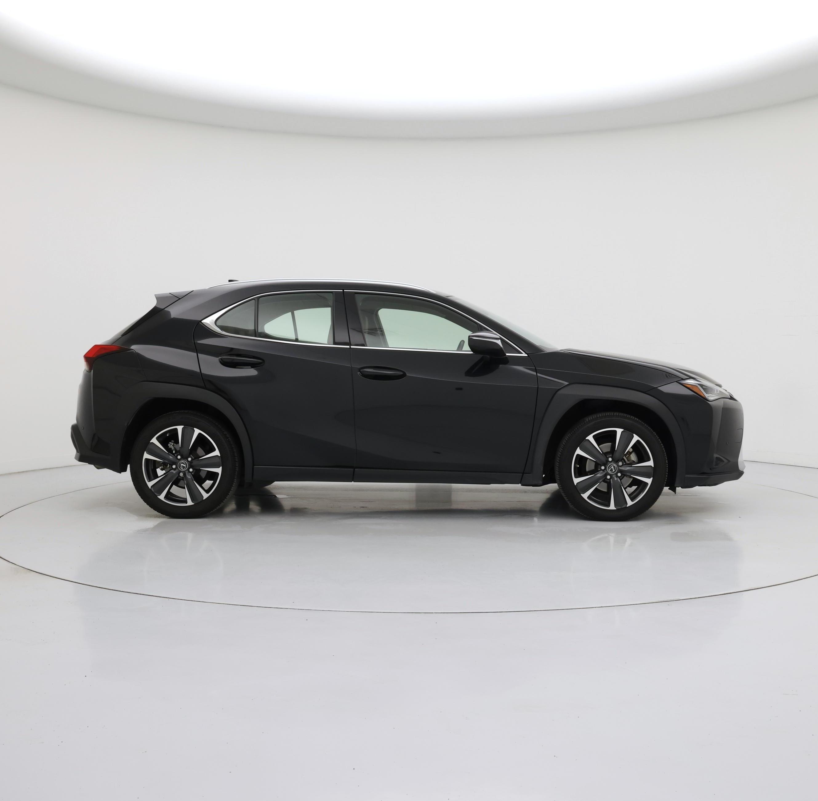 Thumbnail: 2021 Lexus UX - 7