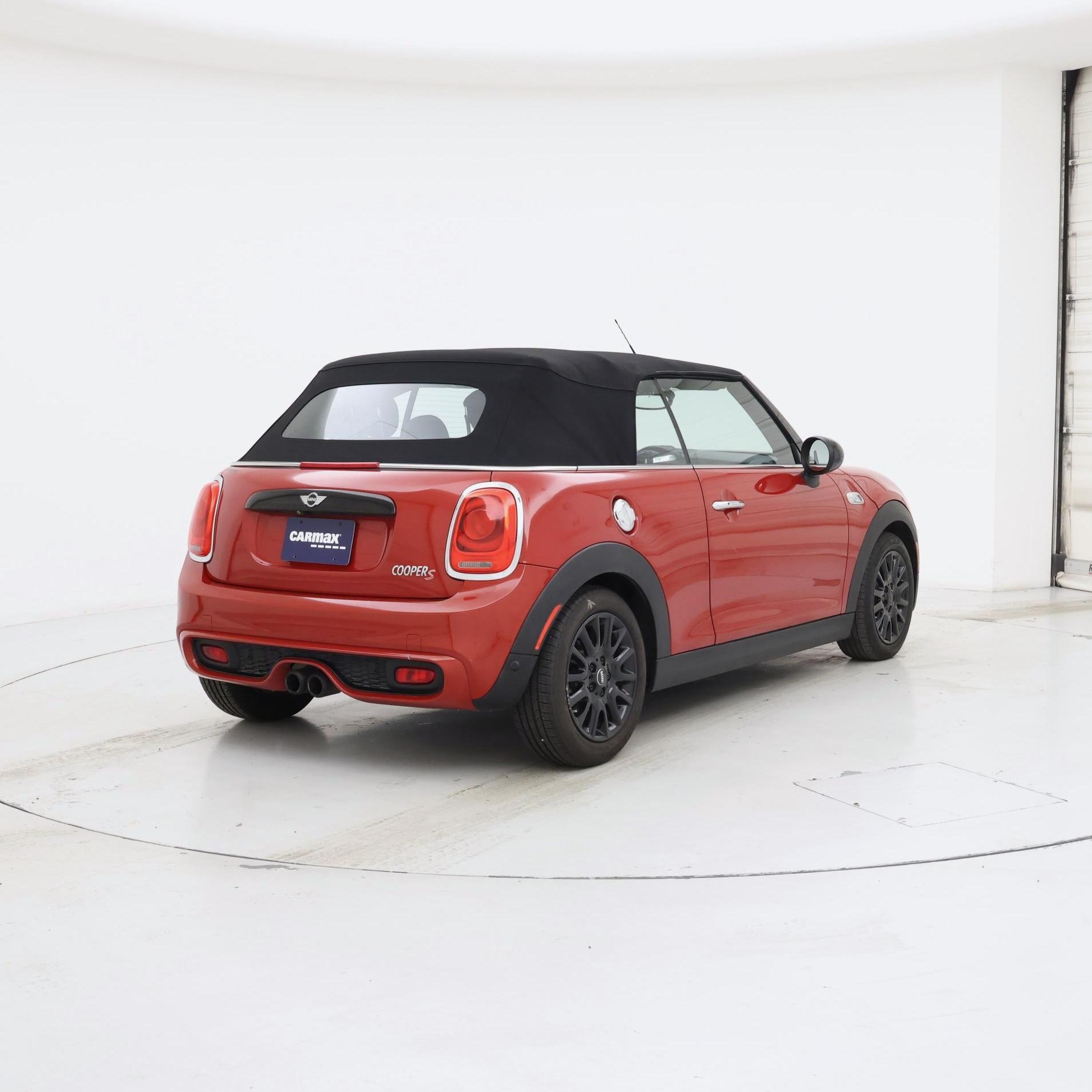 Thumbnail: 2017 MINI Cooper - 8