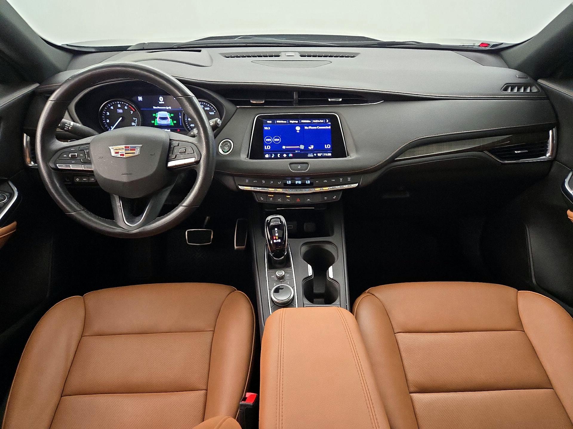 Thumbnail: 2023 Cadillac XT4 - 9