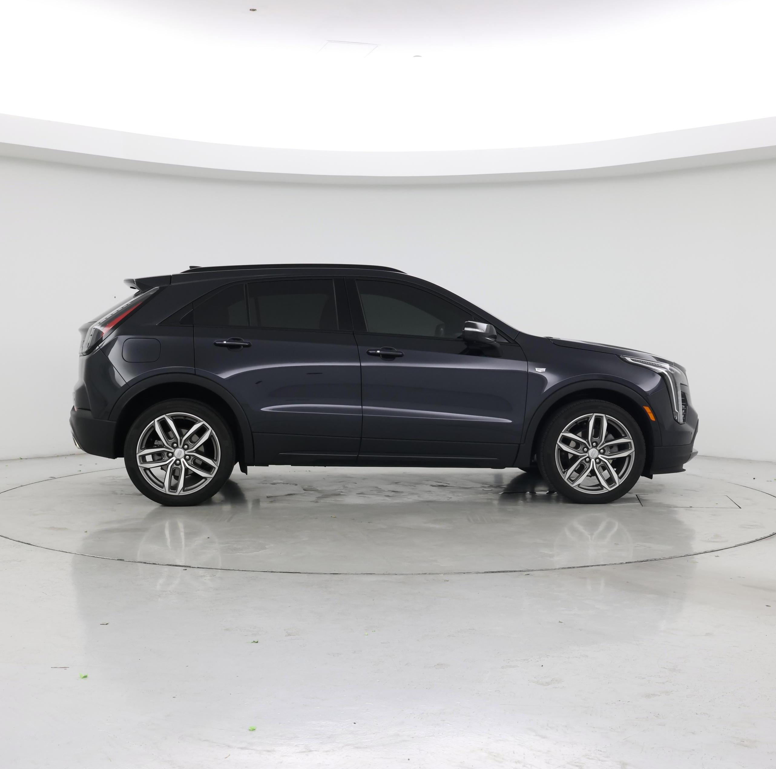 Thumbnail: 2023 Cadillac XT4 - 7