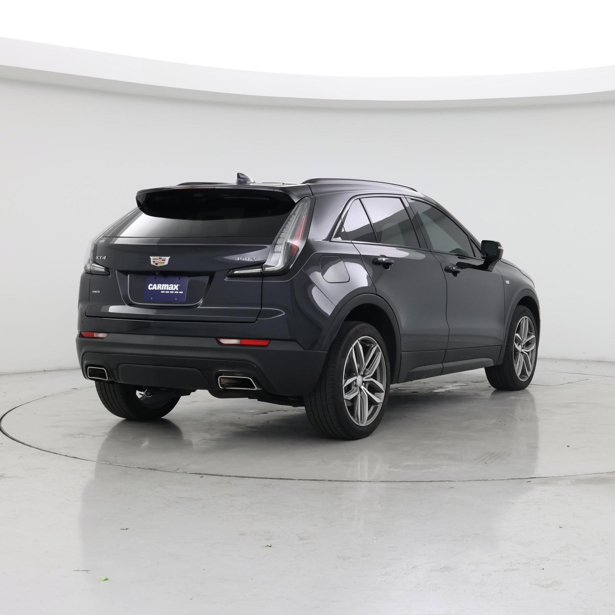 Thumbnail: 2023 Cadillac XT4 - 8