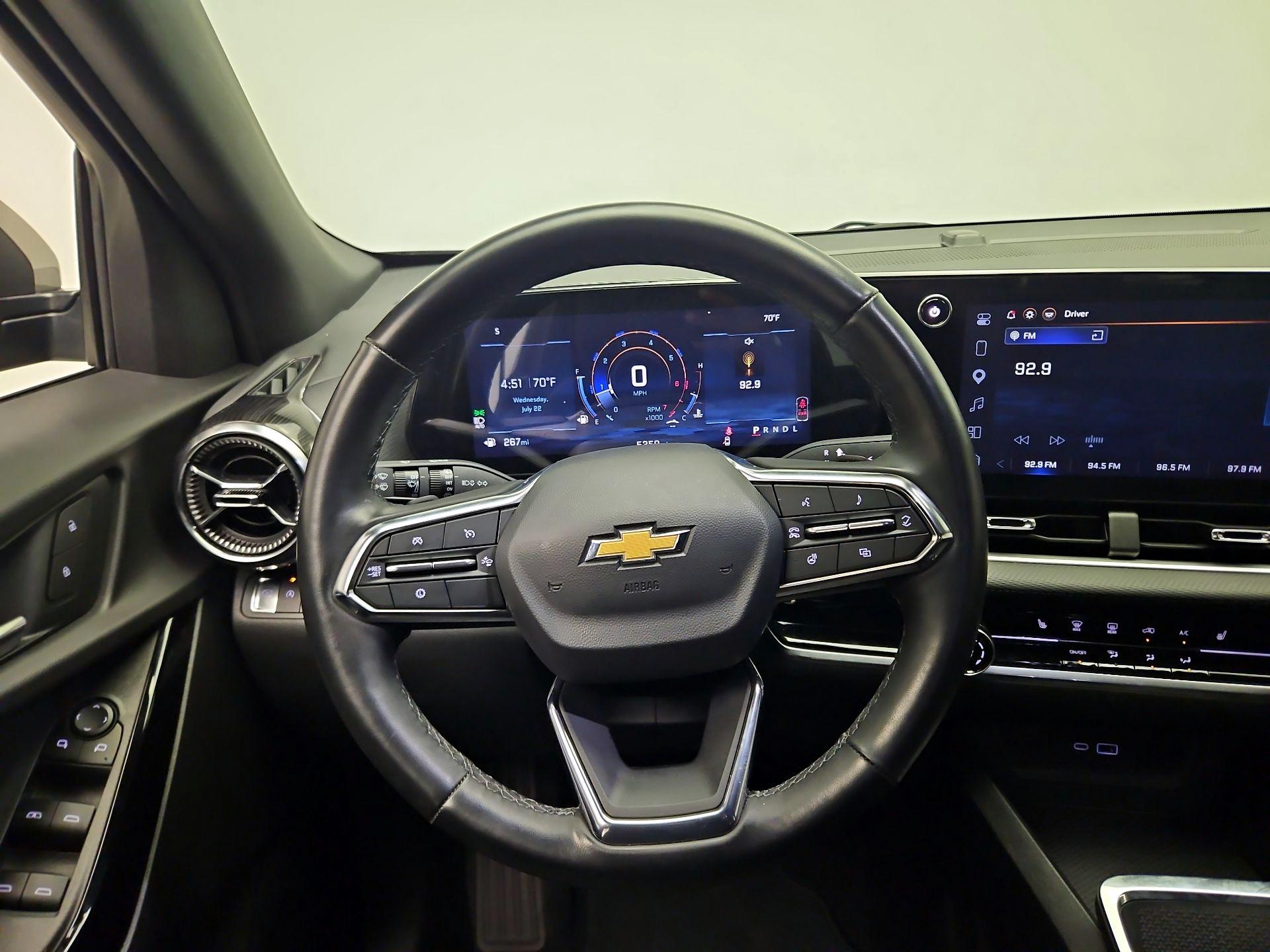 Thumbnail: 2026 Chevrolet Equinox - 10