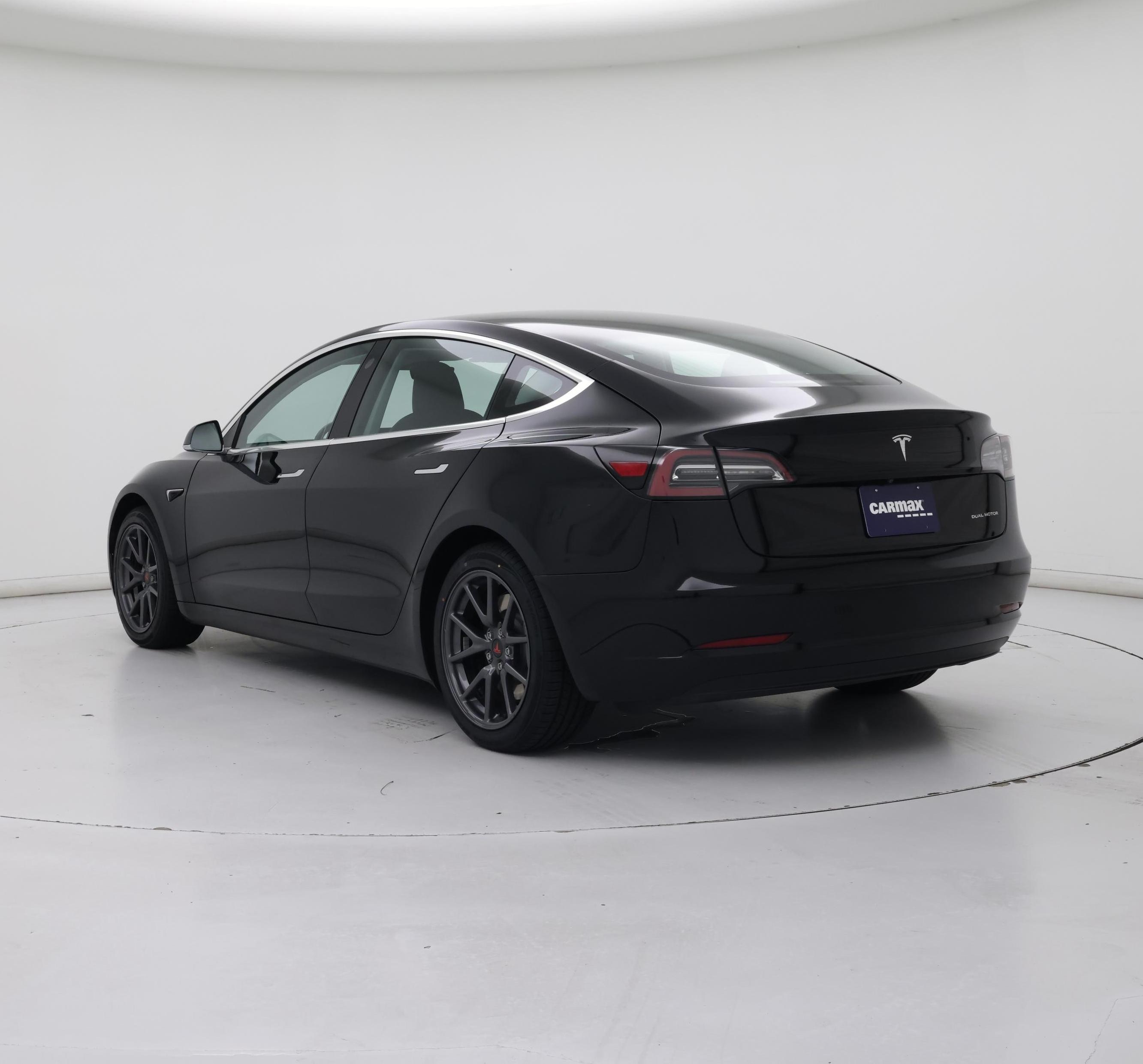 Thumbnail: 2019 Tesla Model 3 - 2