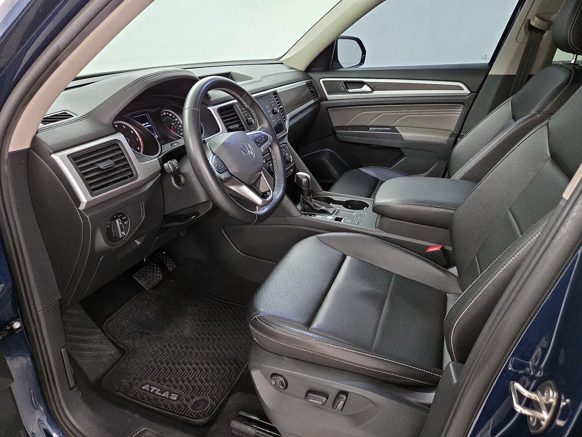 Thumbnail: 2021 Volkswagen Atlas - 11