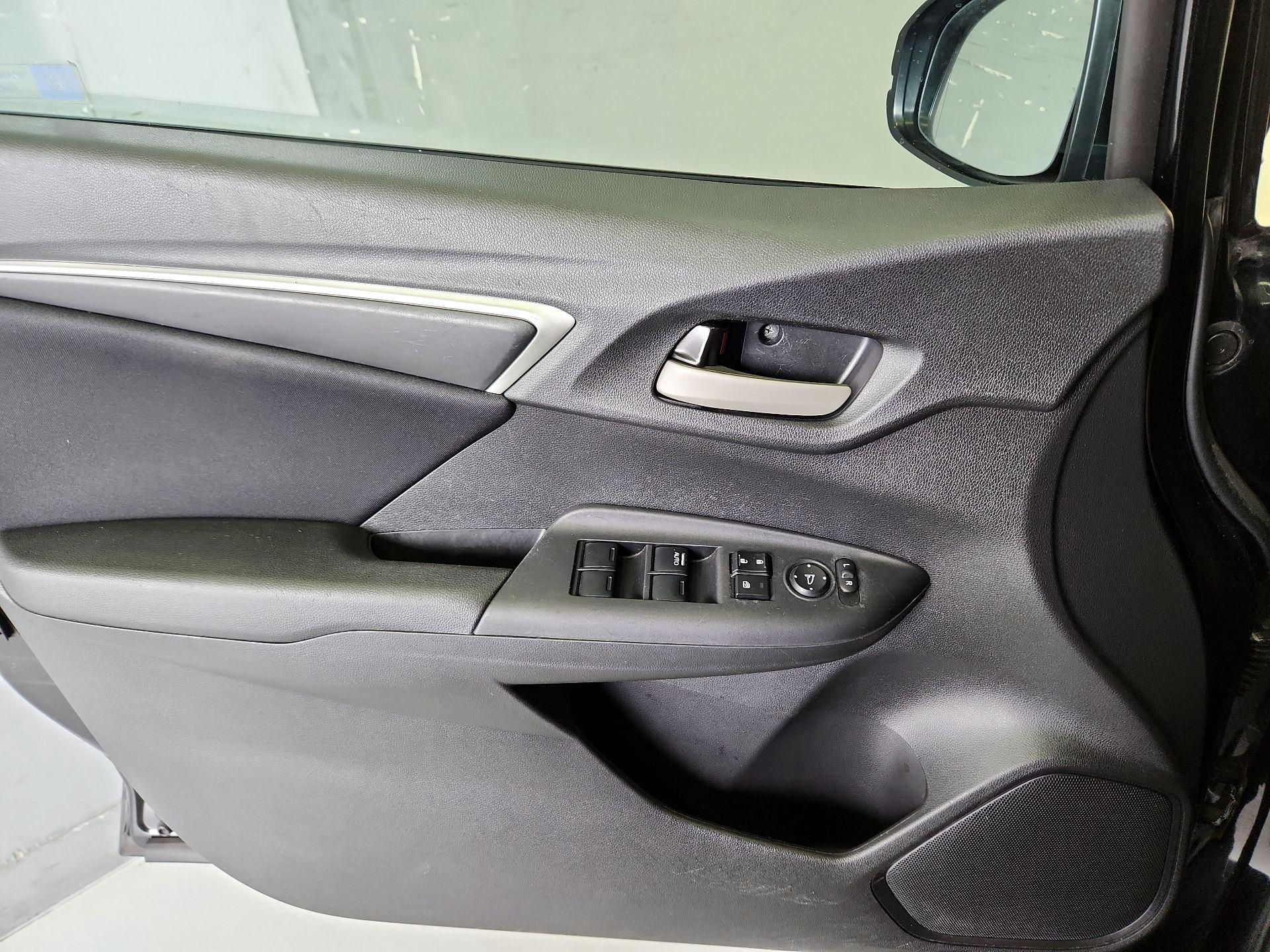 Thumbnail: 2016 Honda Fit - 12