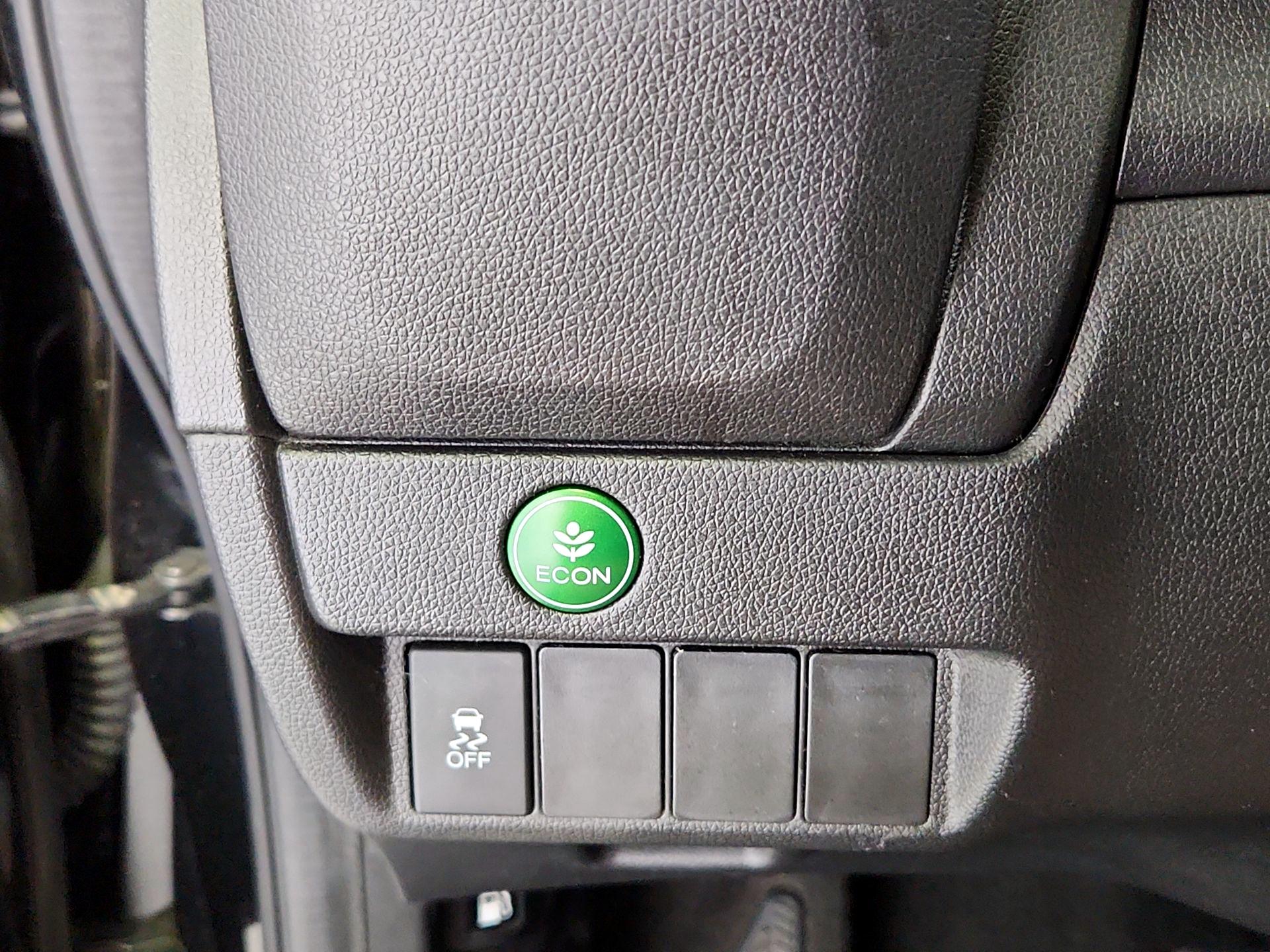 Thumbnail: 2016 Honda Fit - 13