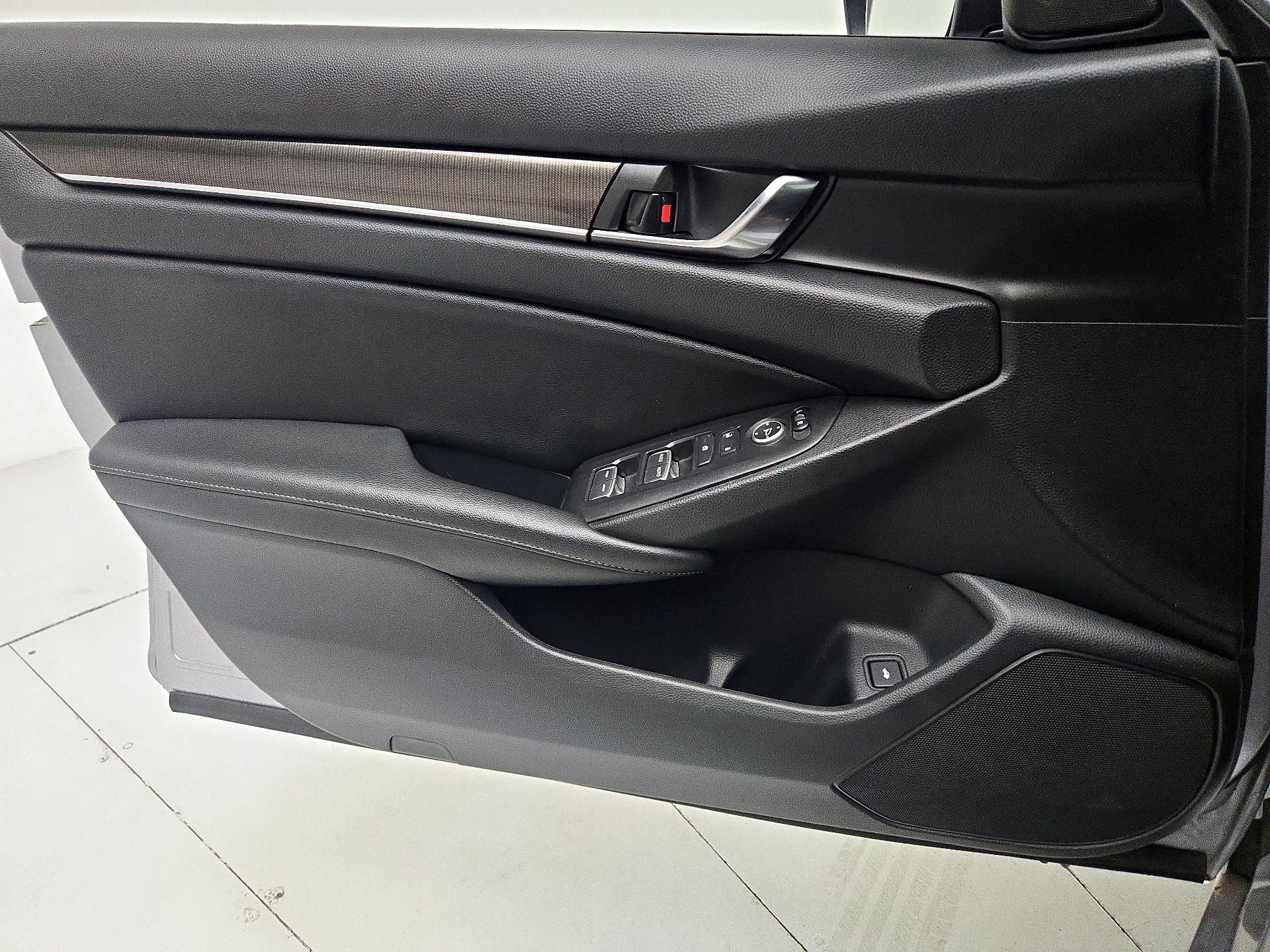 Thumbnail: 2021 Honda Accord - 12