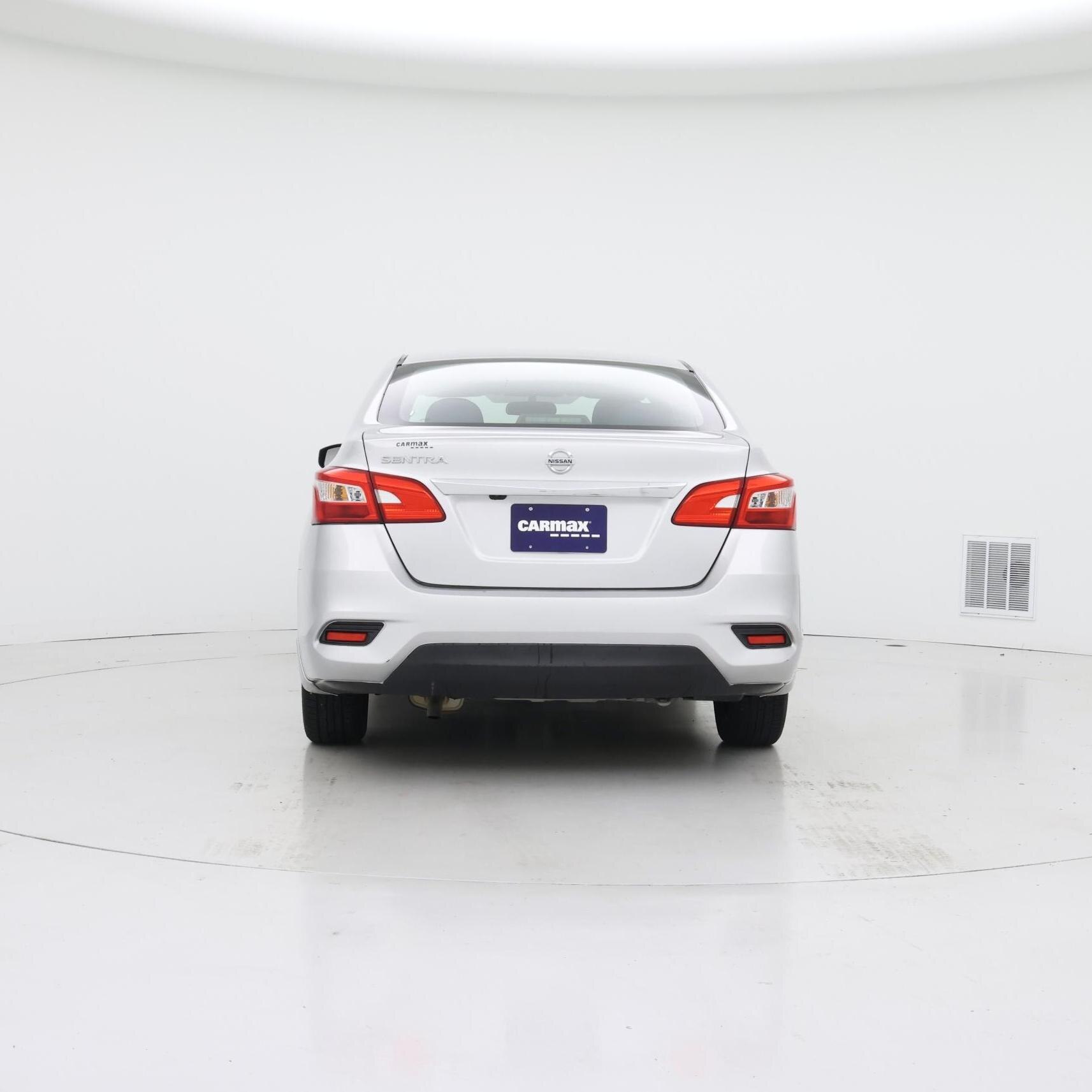 Thumbnail: 2019 Nissan Sentra - 6