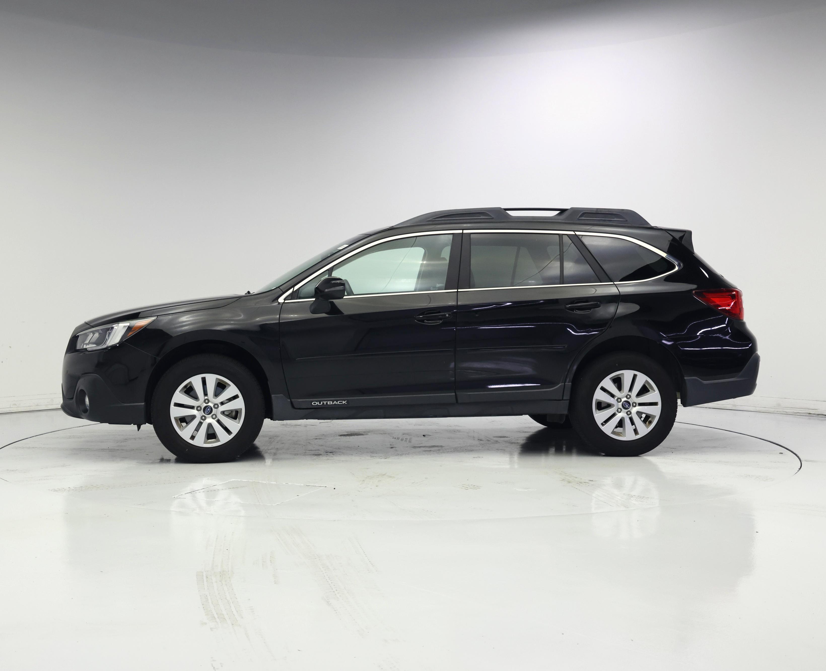 Thumbnail: 2018 Subaru Outback - 3