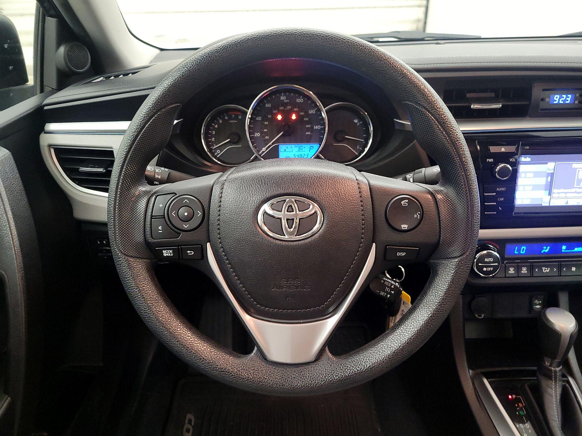 Thumbnail: 2015 Toyota Corolla - 10