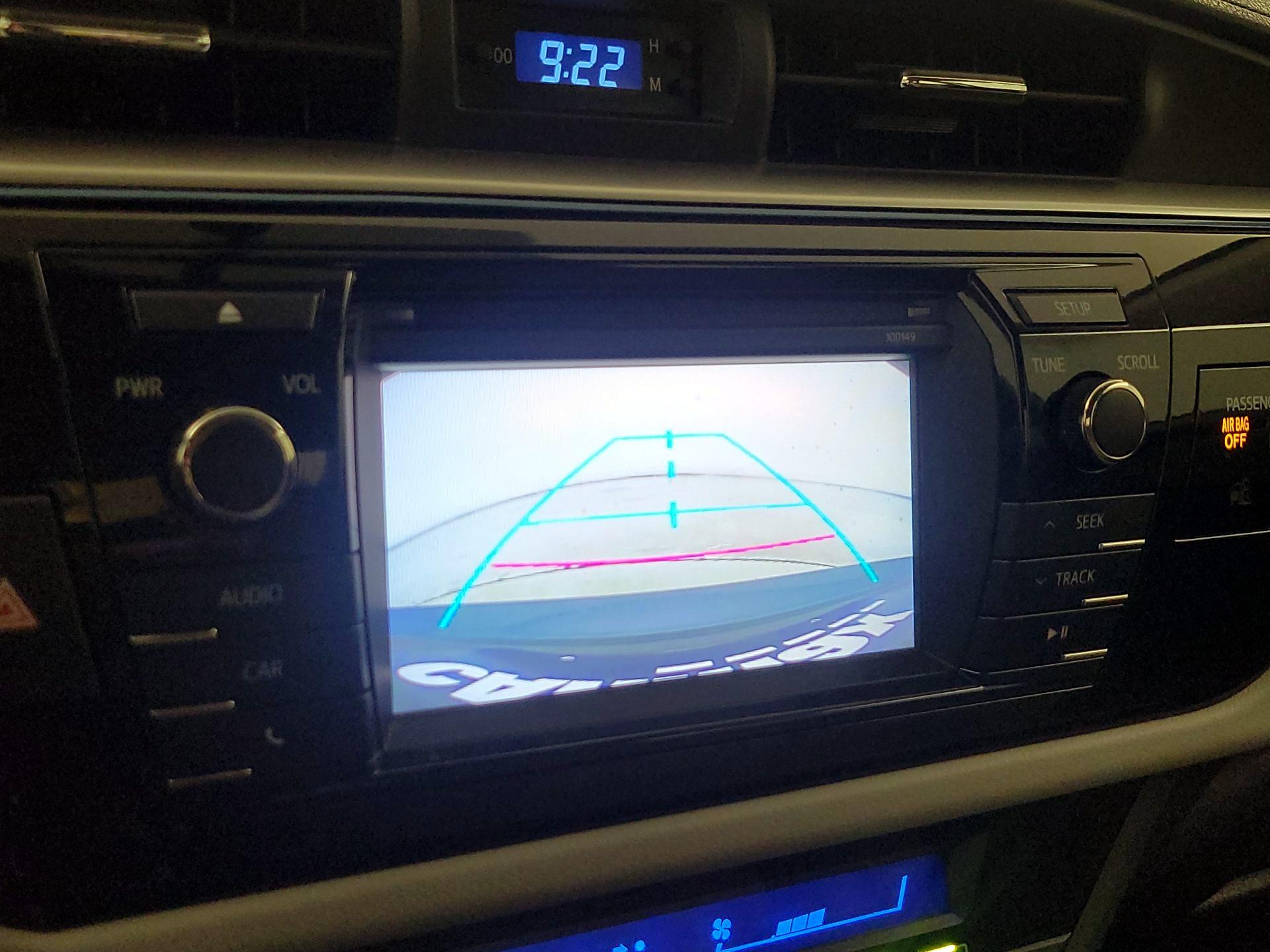 Thumbnail: 2015 Toyota Corolla - 14