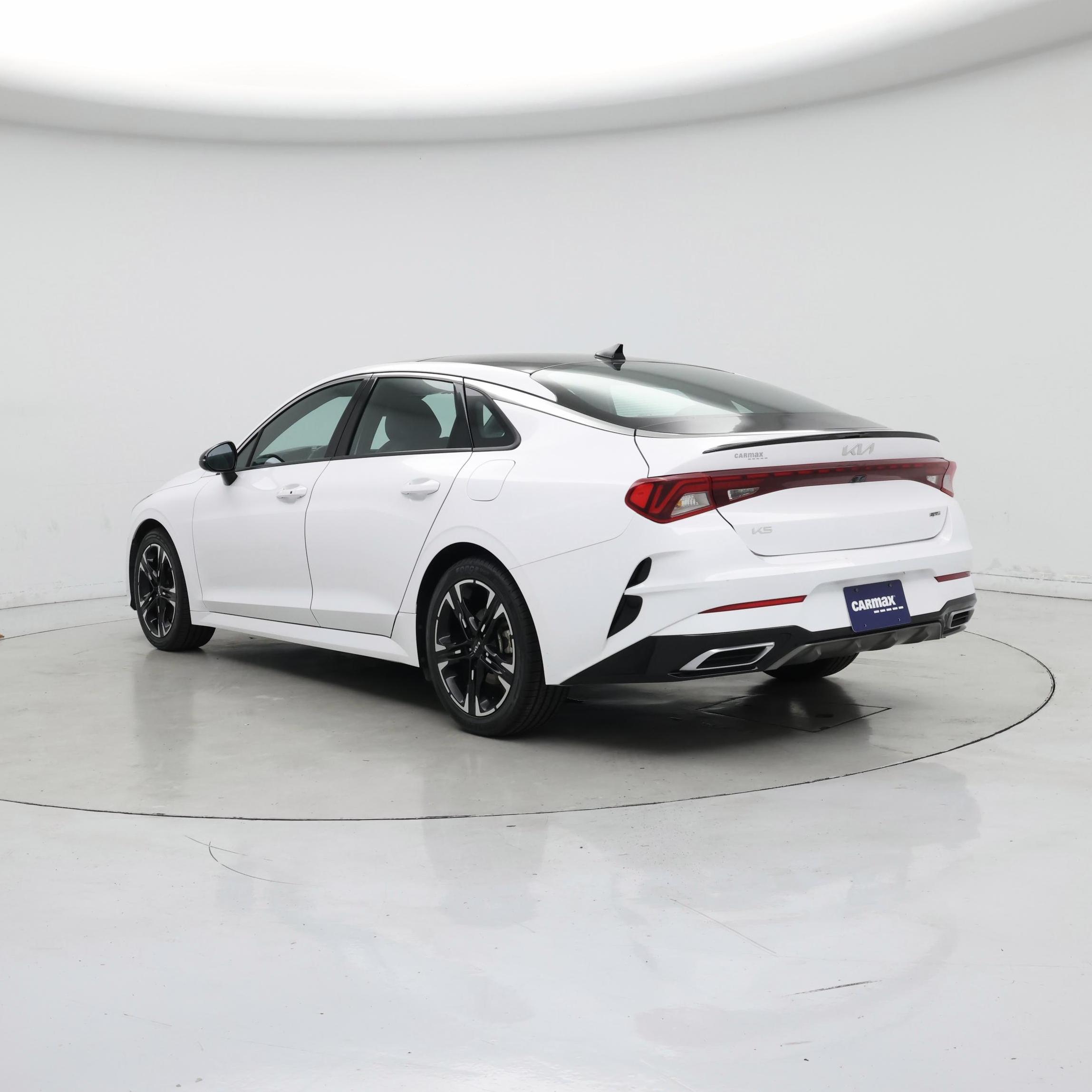Thumbnail: 2023 Kia K5 - 2
