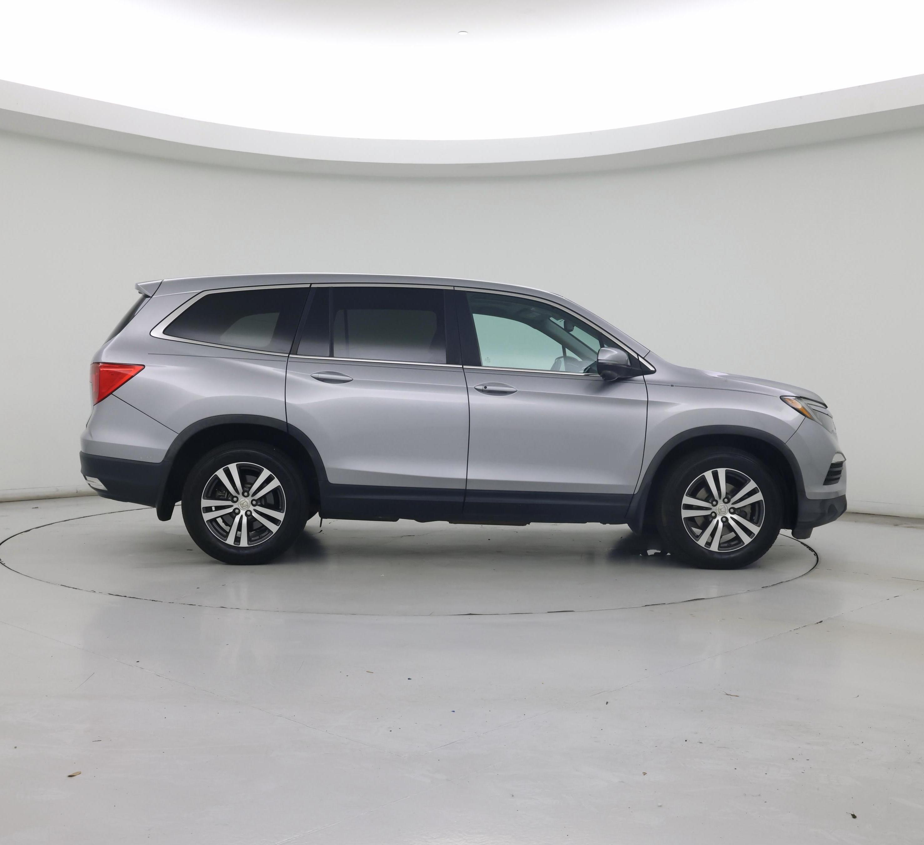Thumbnail: 2016 Honda Pilot - 7