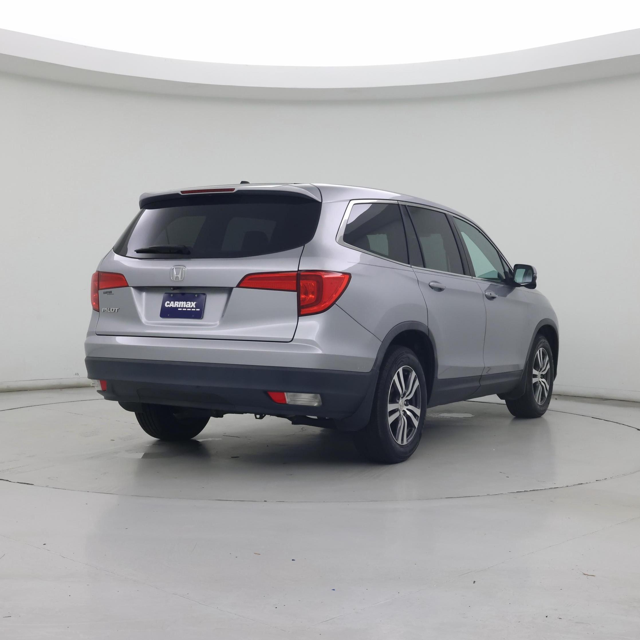 Thumbnail: 2016 Honda Pilot - 8