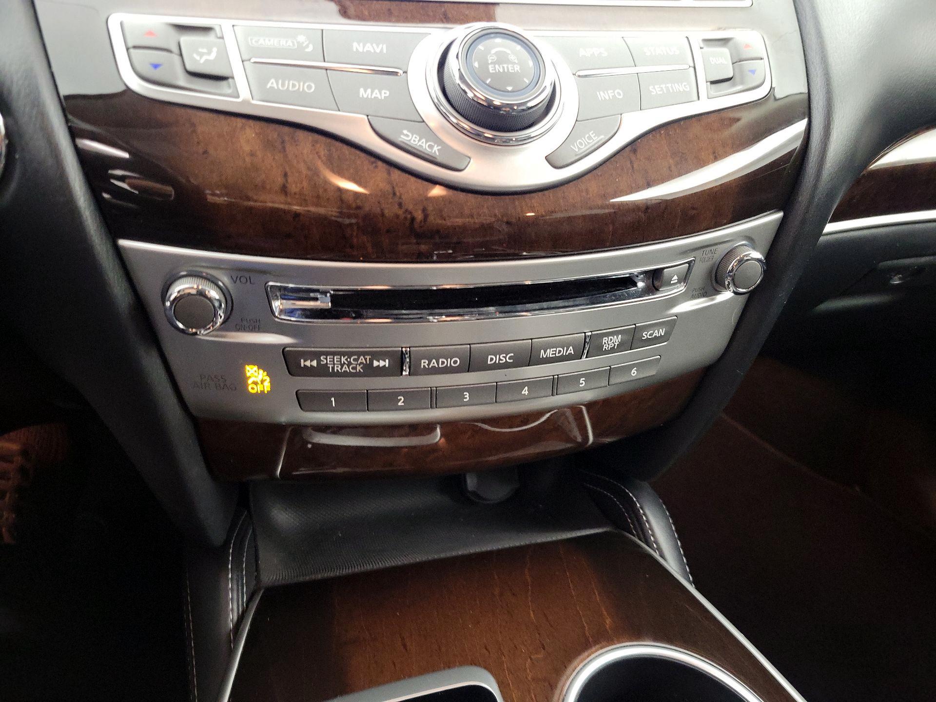 Thumbnail: 2017 INFINITI QX60 - 17