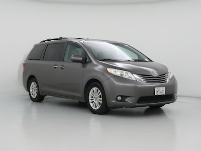 2017 Toyota Sienna XLE
