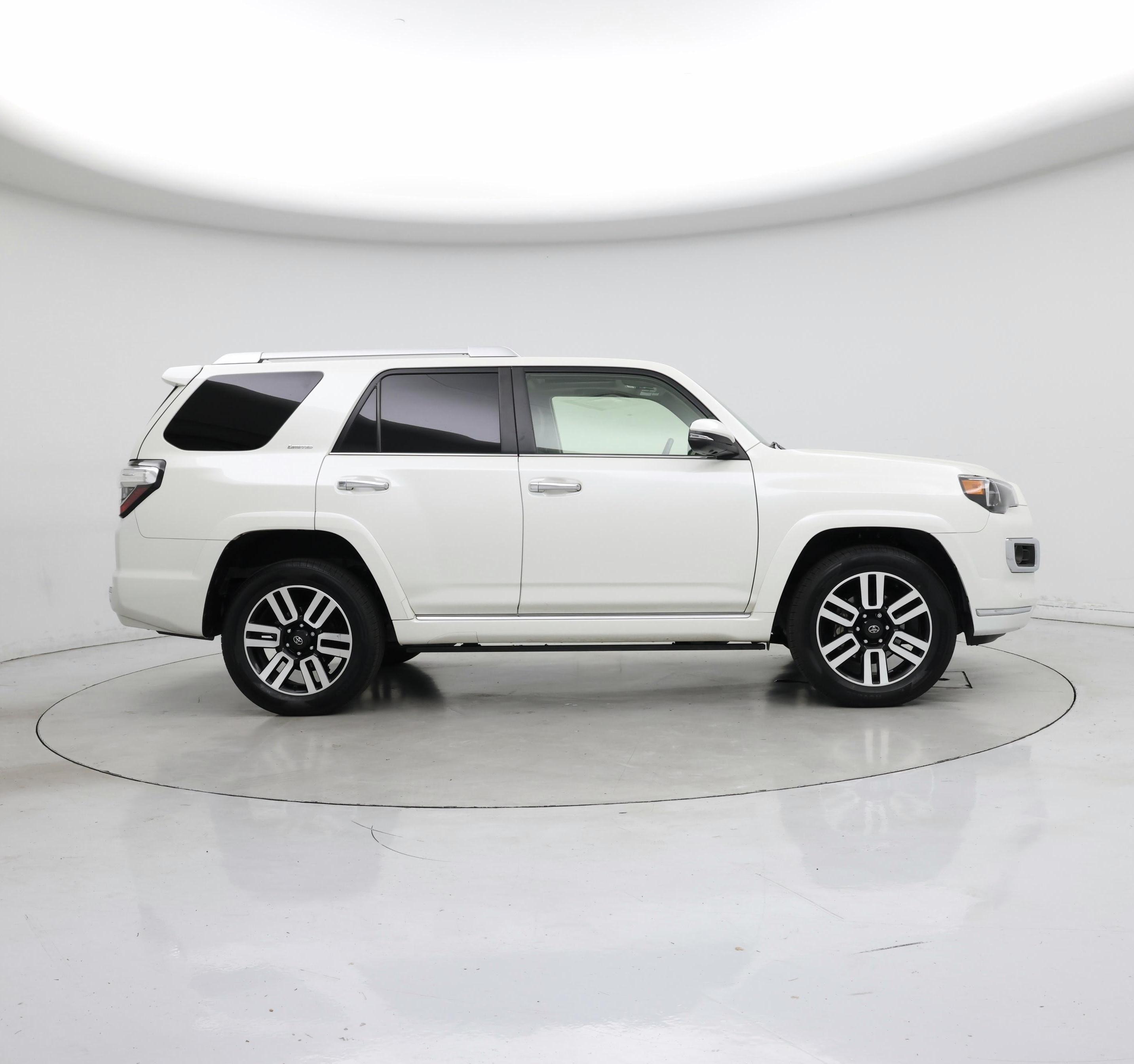 Thumbnail: 2023 Toyota 4Runner - 7