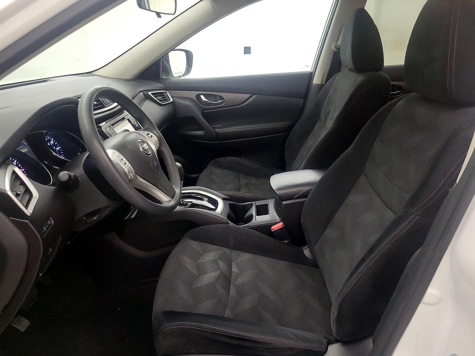 2014 Nissan Rogue SV - Photo 12