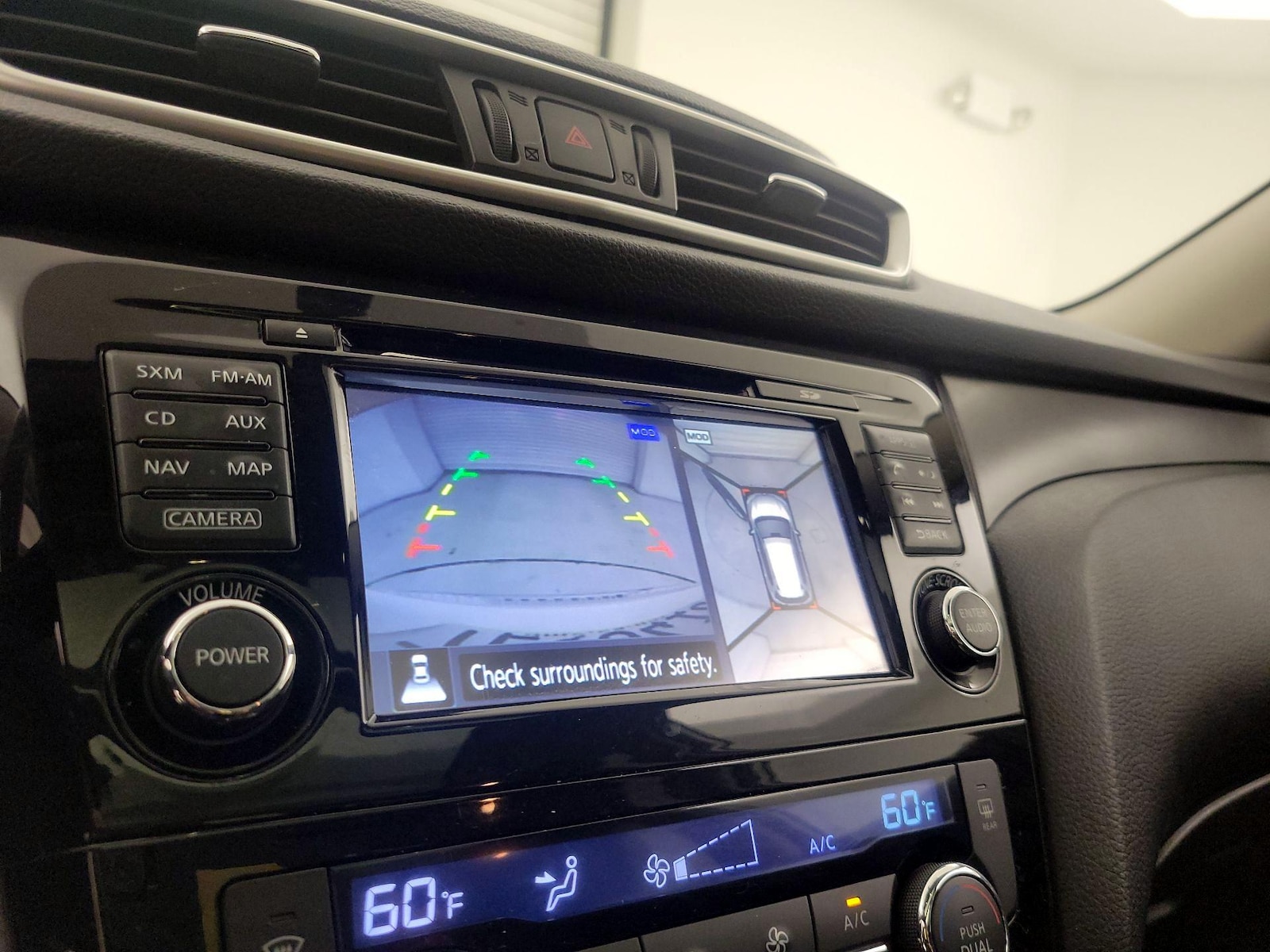 2014 Nissan Rogue SV - Photo 16