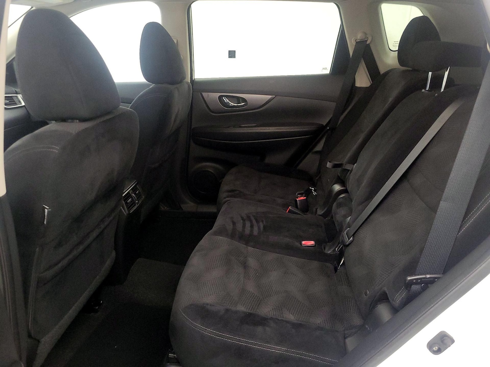 2014 Nissan Rogue SV - Photo 22