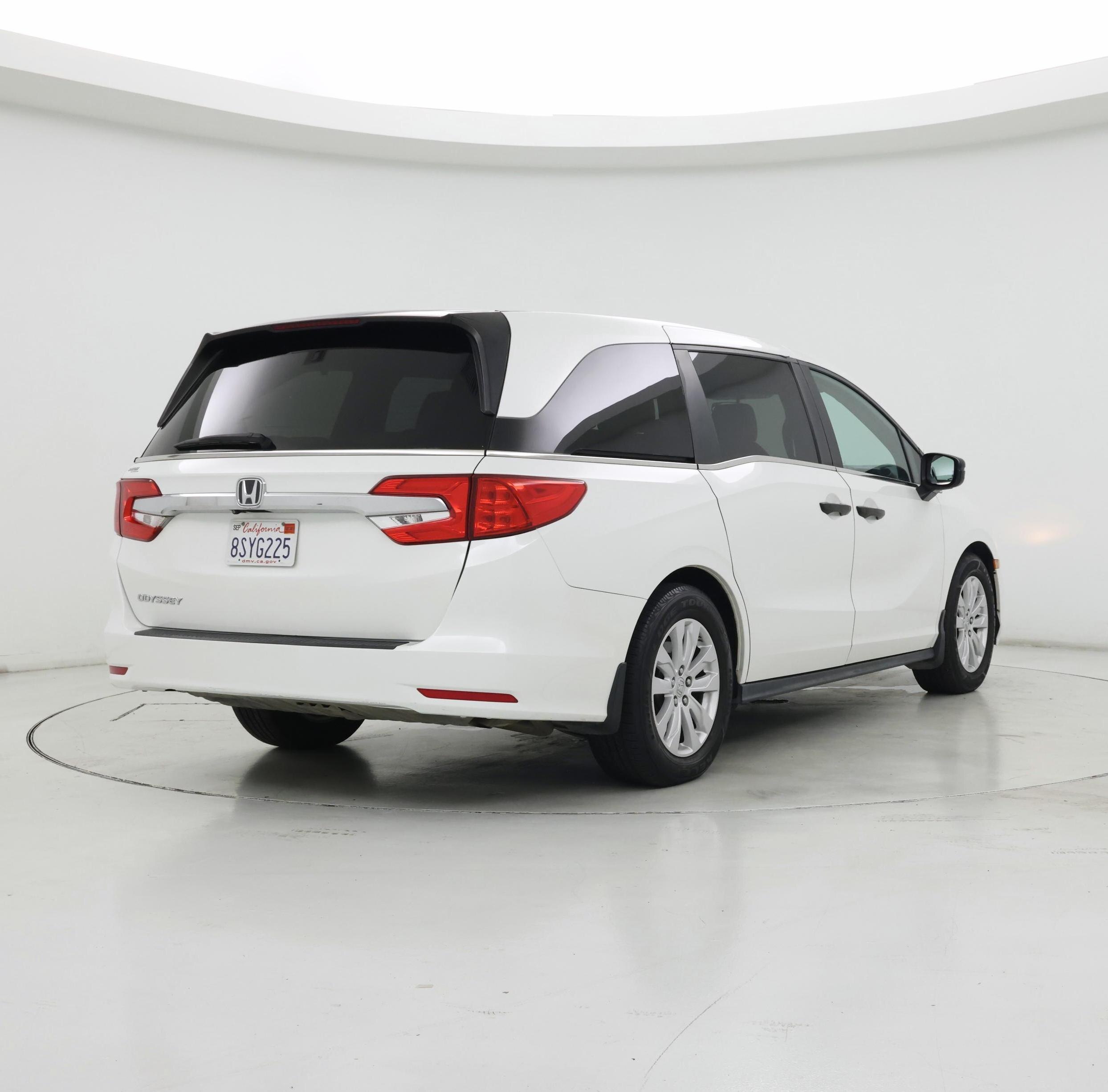 Thumbnail: 2020 Honda Odyssey - 8