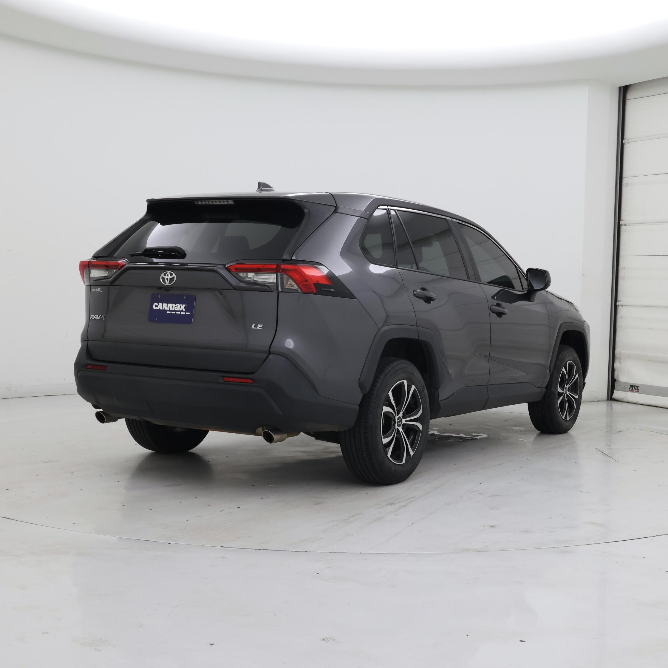 Thumbnail: 2022 Toyota RAV4 - 8