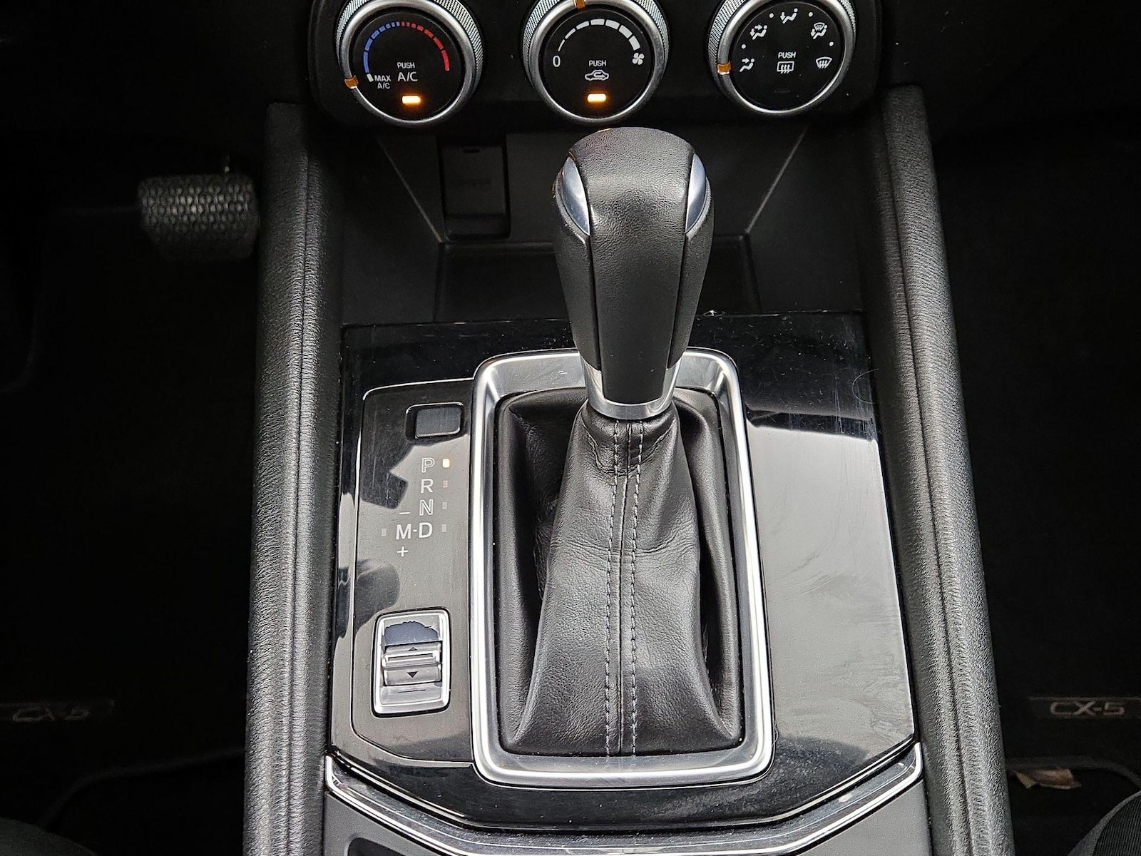2019 Mazda CX-5 Sport - Photo 18
