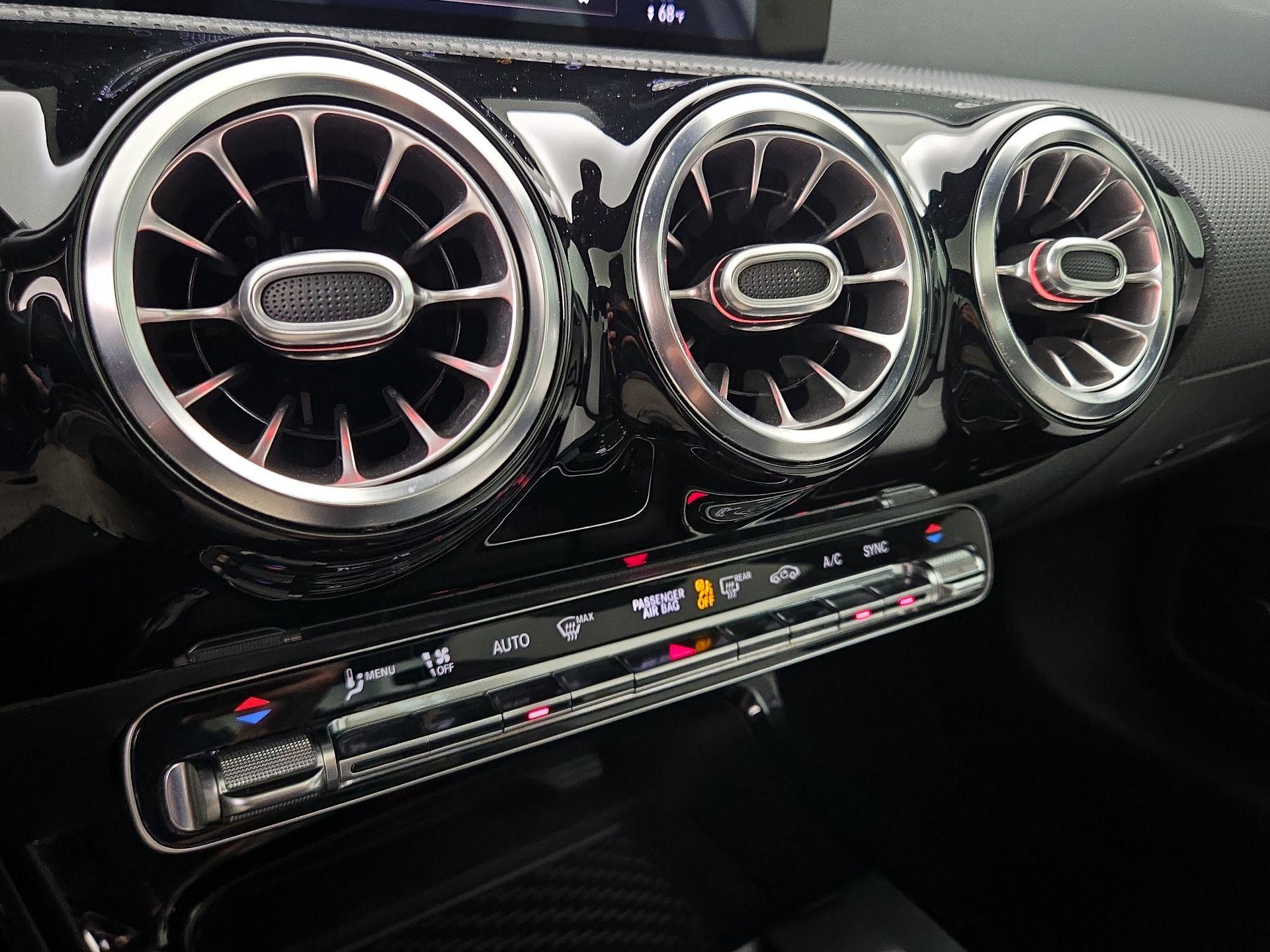 Thumbnail: 2021 Mercedes-Benz A-Class - 16