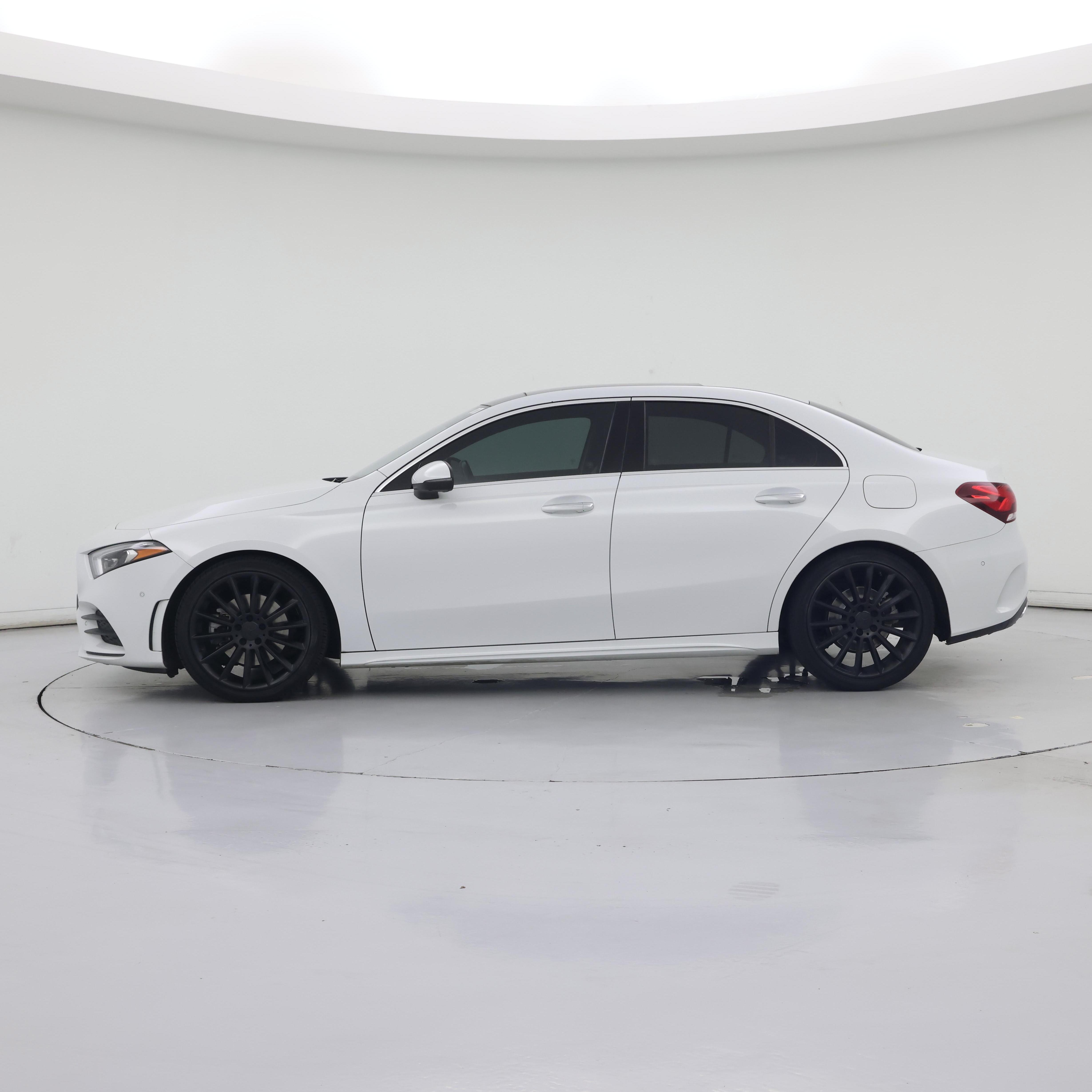 Thumbnail: 2021 Mercedes-Benz A-Class - 3