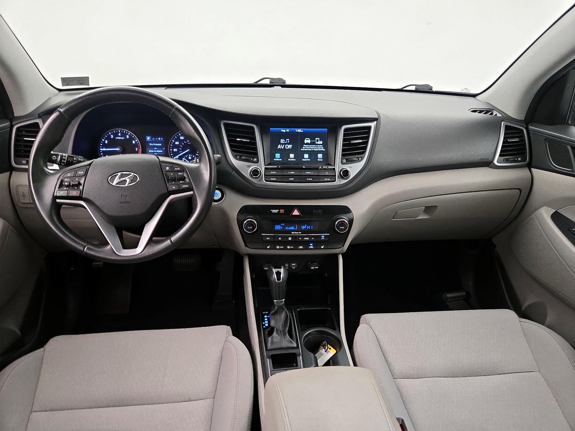 Thumbnail: 2018 Hyundai Tucson - 9