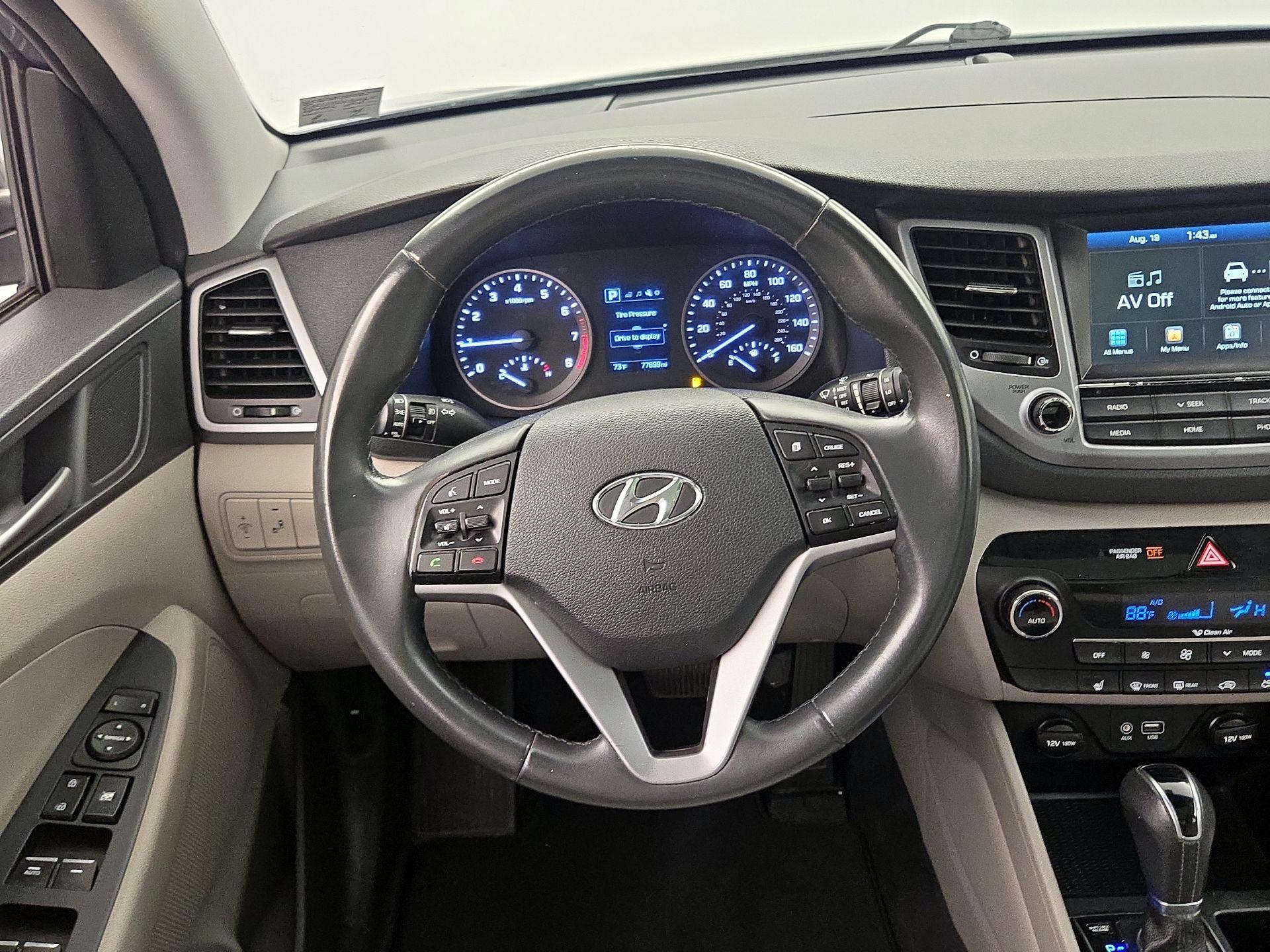 Thumbnail: 2018 Hyundai Tucson - 10