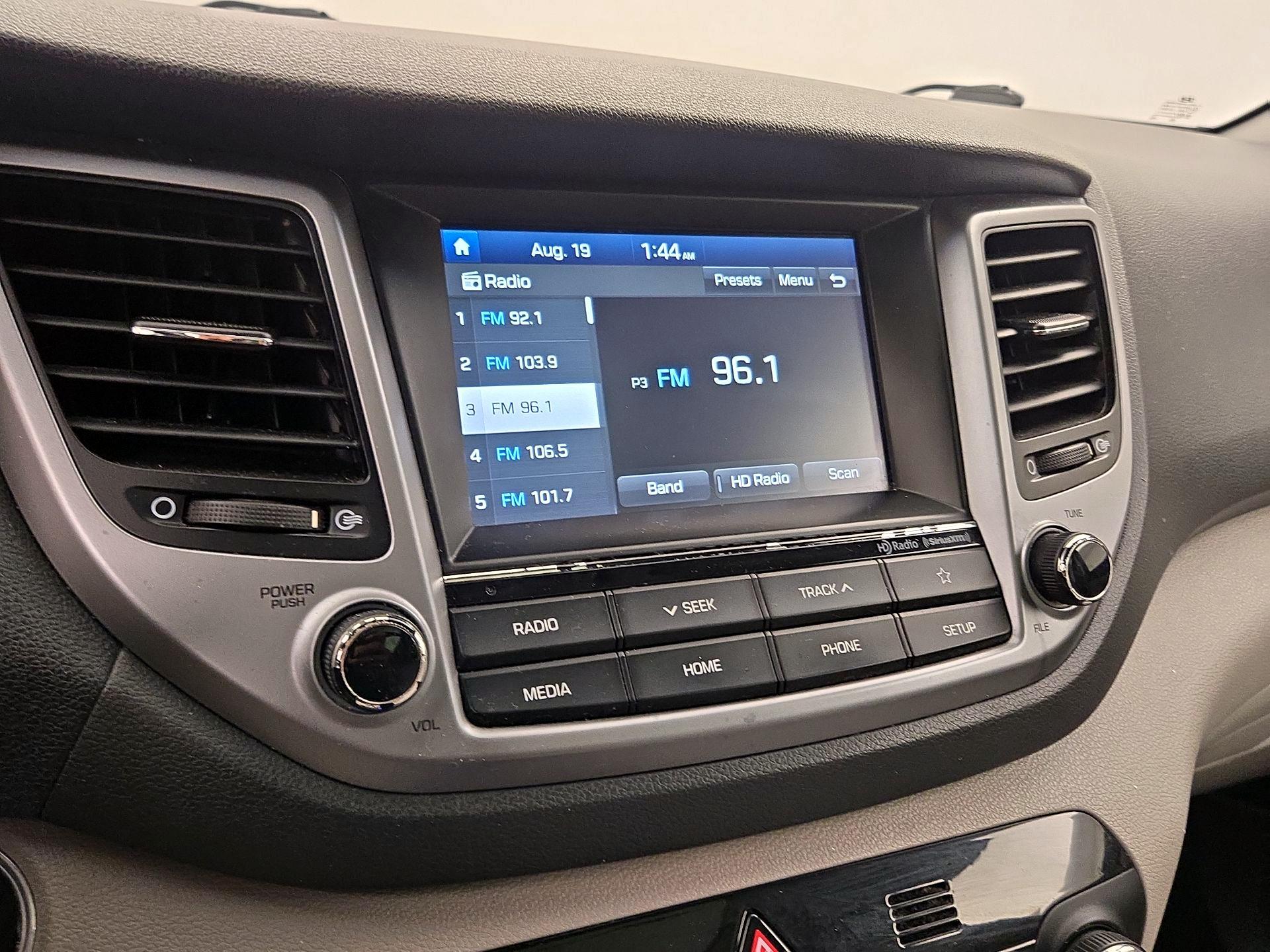 Thumbnail: 2018 Hyundai Tucson - 15