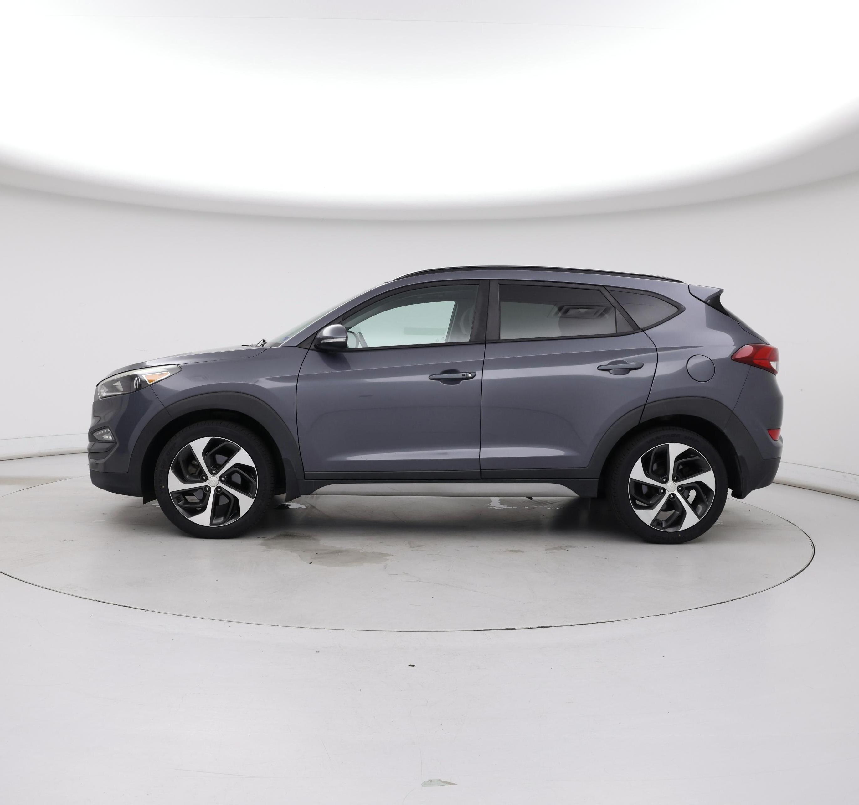 Thumbnail: 2018 Hyundai Tucson - 3