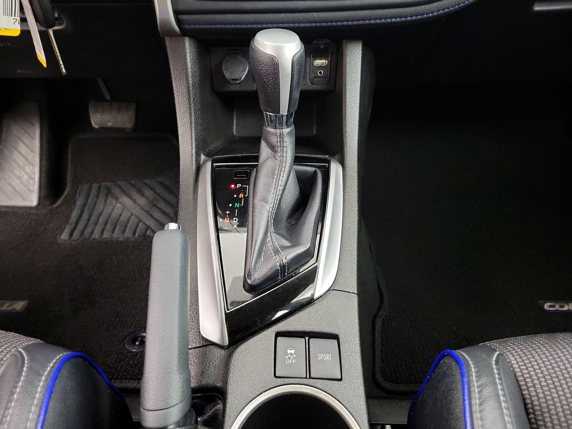 Thumbnail: 2019 Toyota Corolla - 17