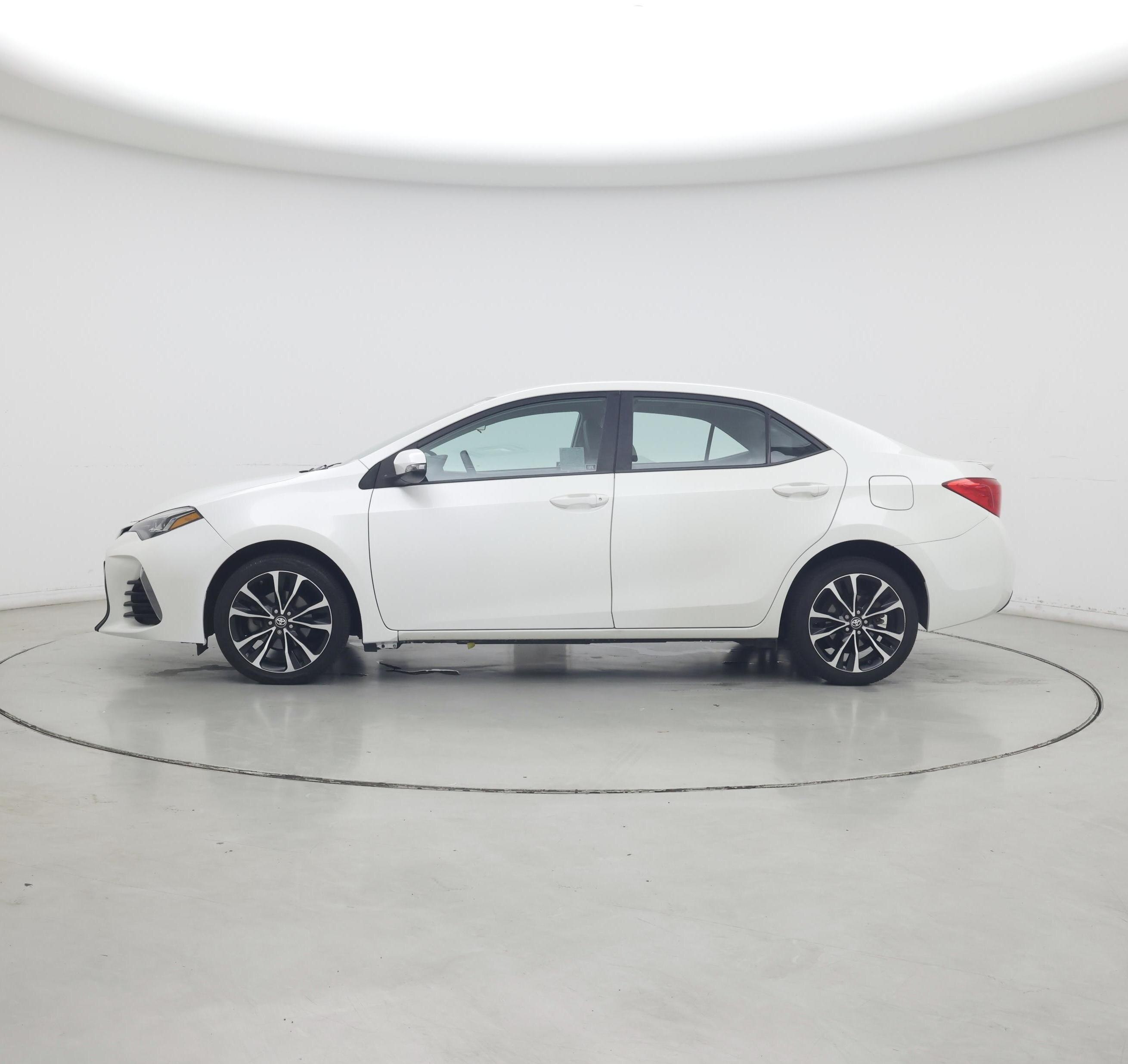Thumbnail: 2019 Toyota Corolla - 3