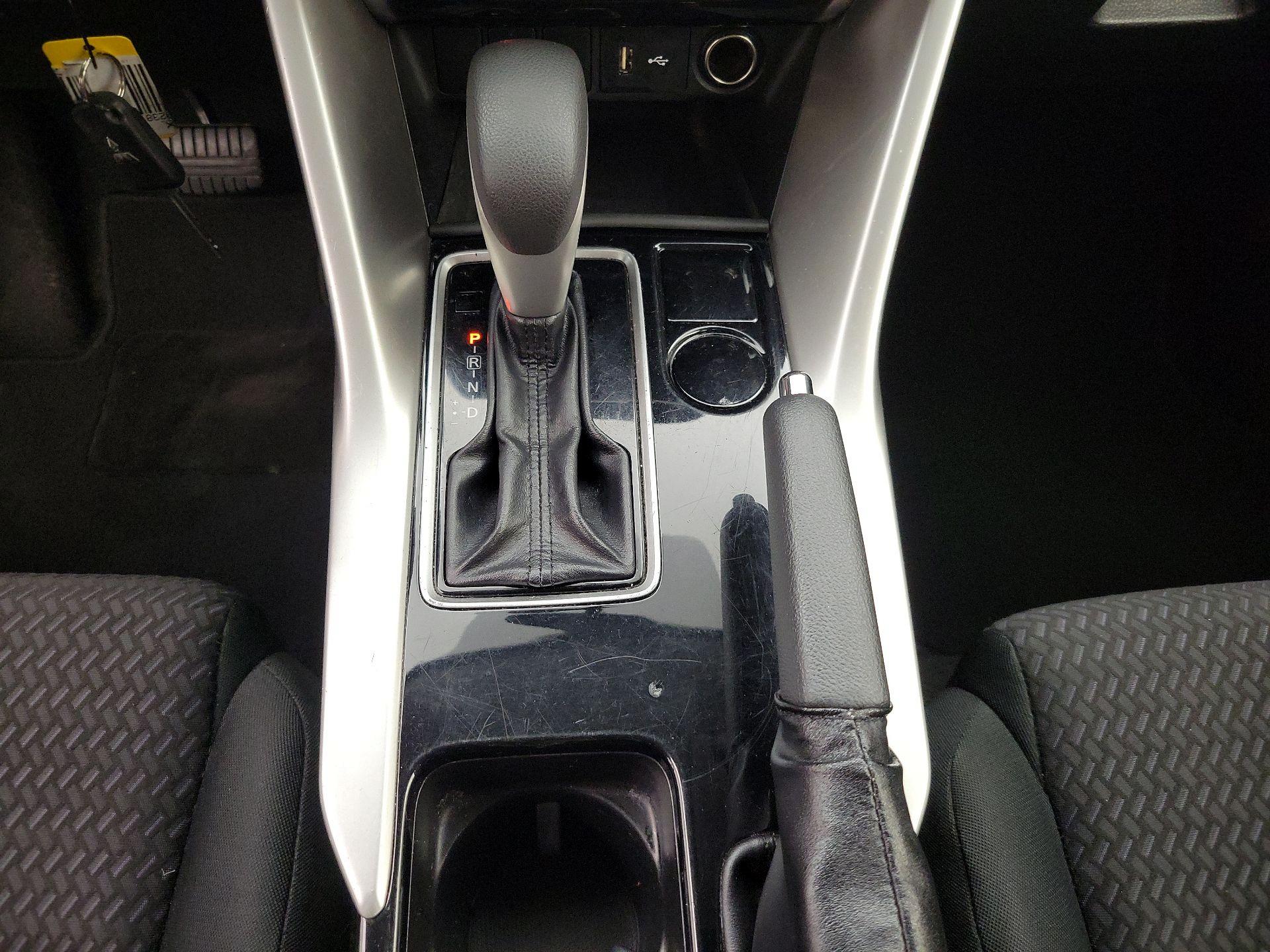 Thumbnail: 2019 Mitsubishi Eclipse Cross - 17