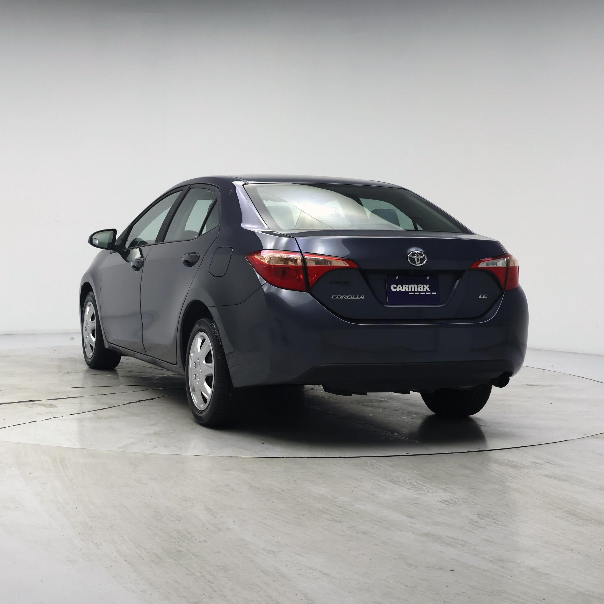 Thumbnail: 2017 Toyota Corolla - 2