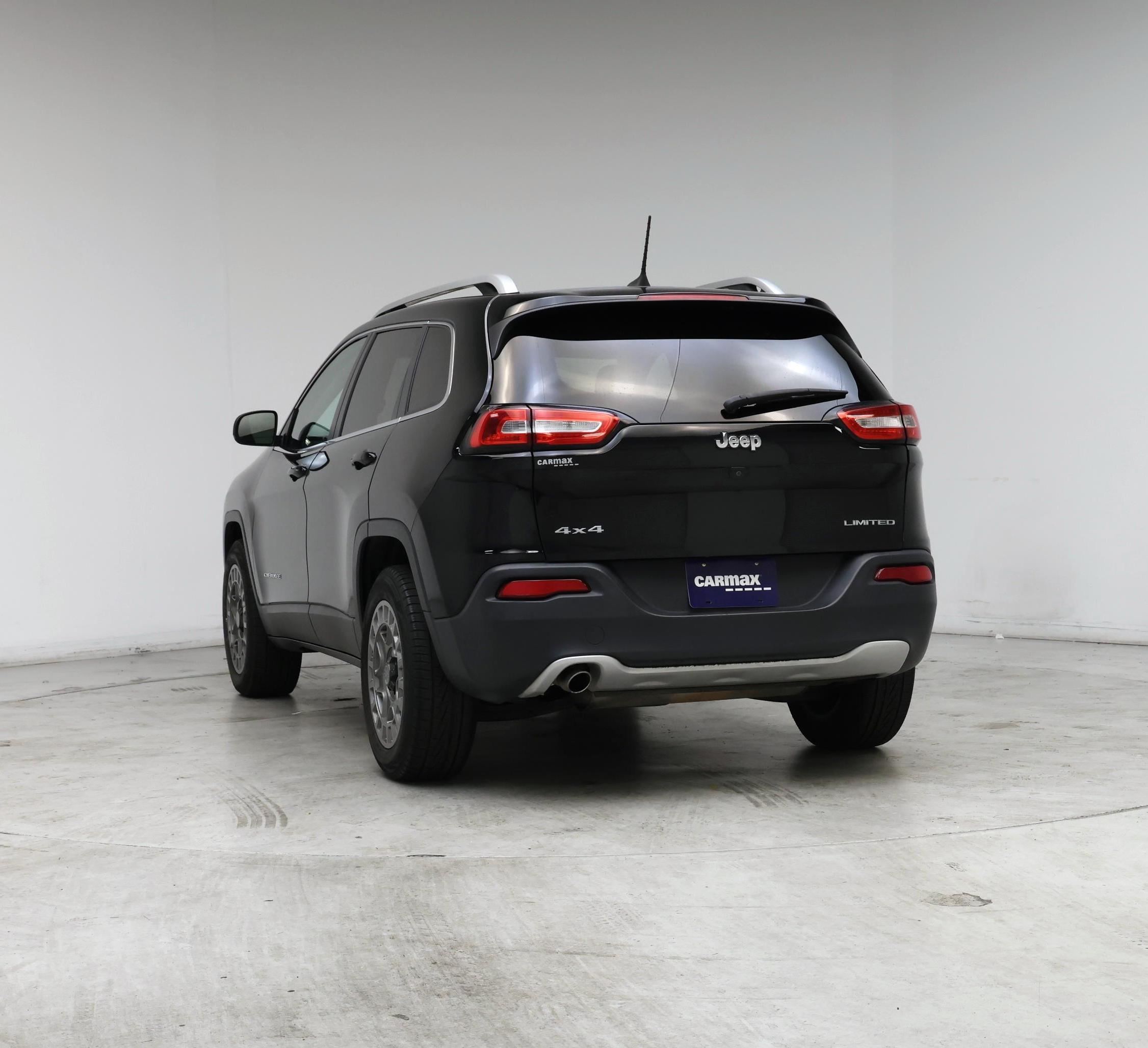 Thumbnail: 2017 Jeep Cherokee - 6