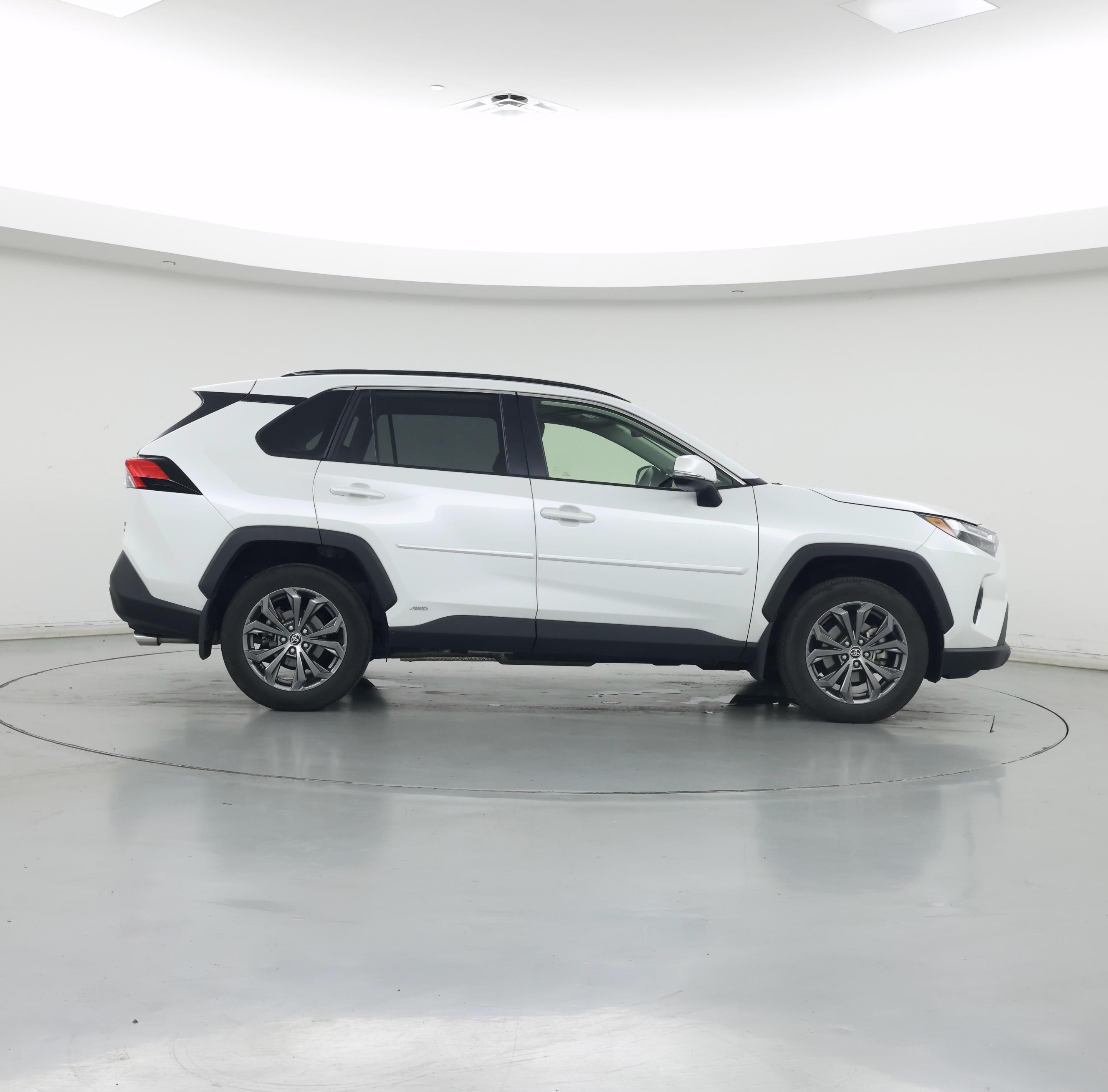 Thumbnail: 2025 Toyota RAV4 - 7