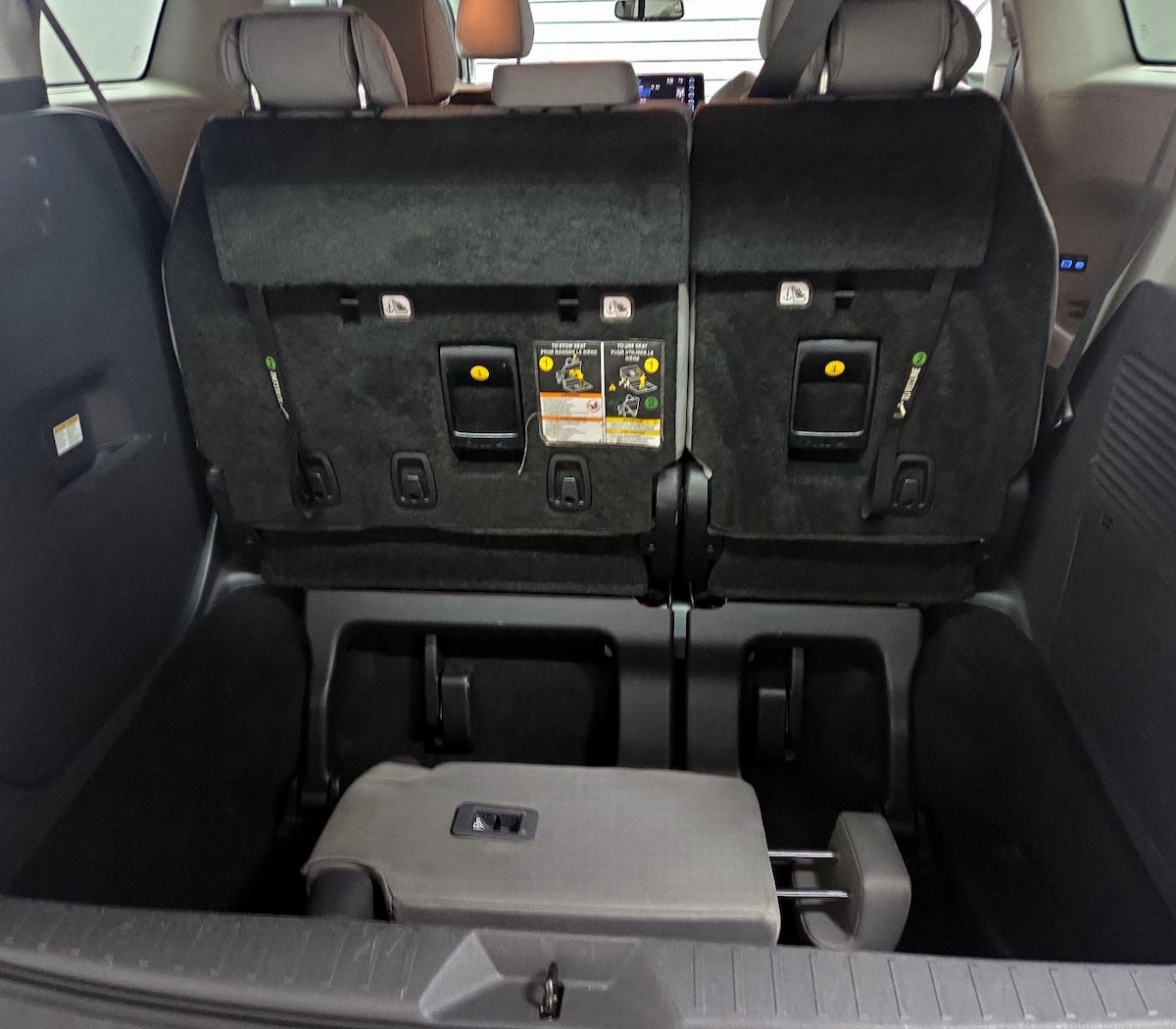 Trunk/Cargo (Seats Up)