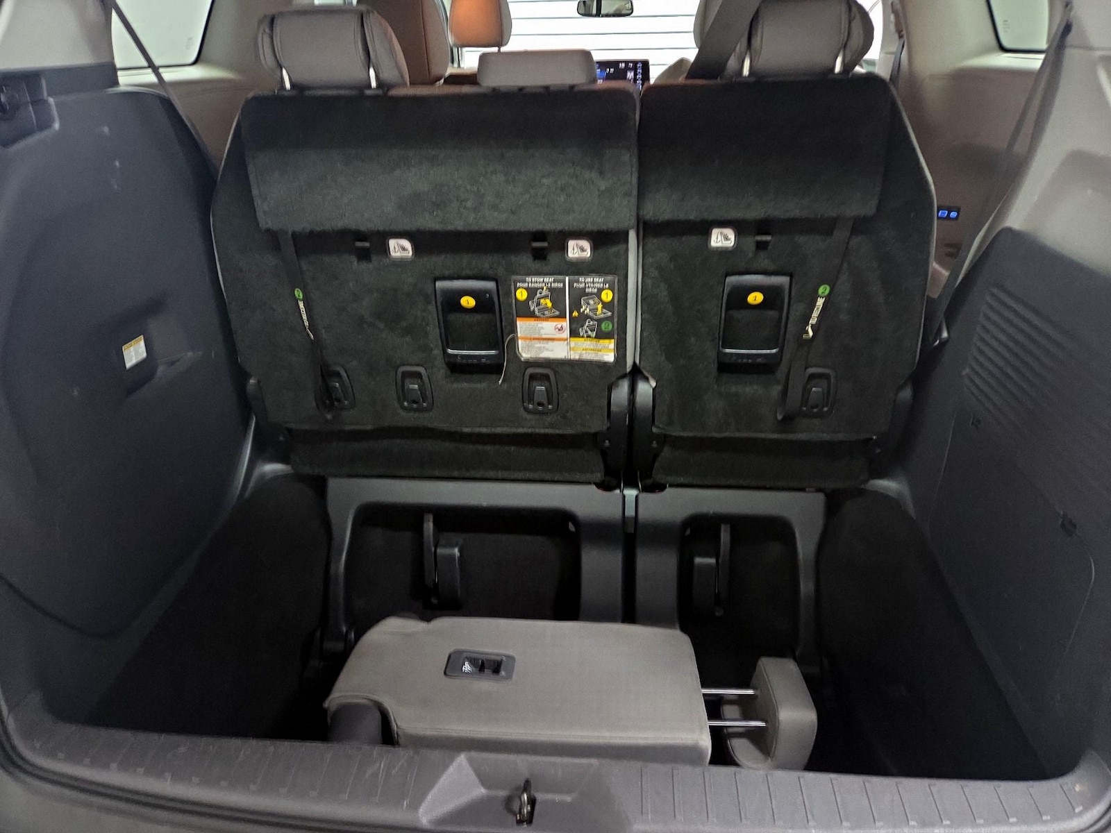 2021 Toyota Sienna LE - Photo 17