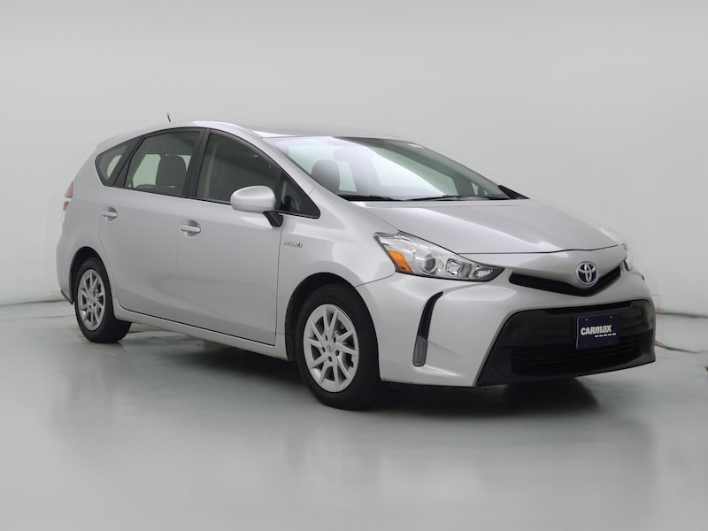 2017 Toyota Prius v Four -
                  Frederick, MD