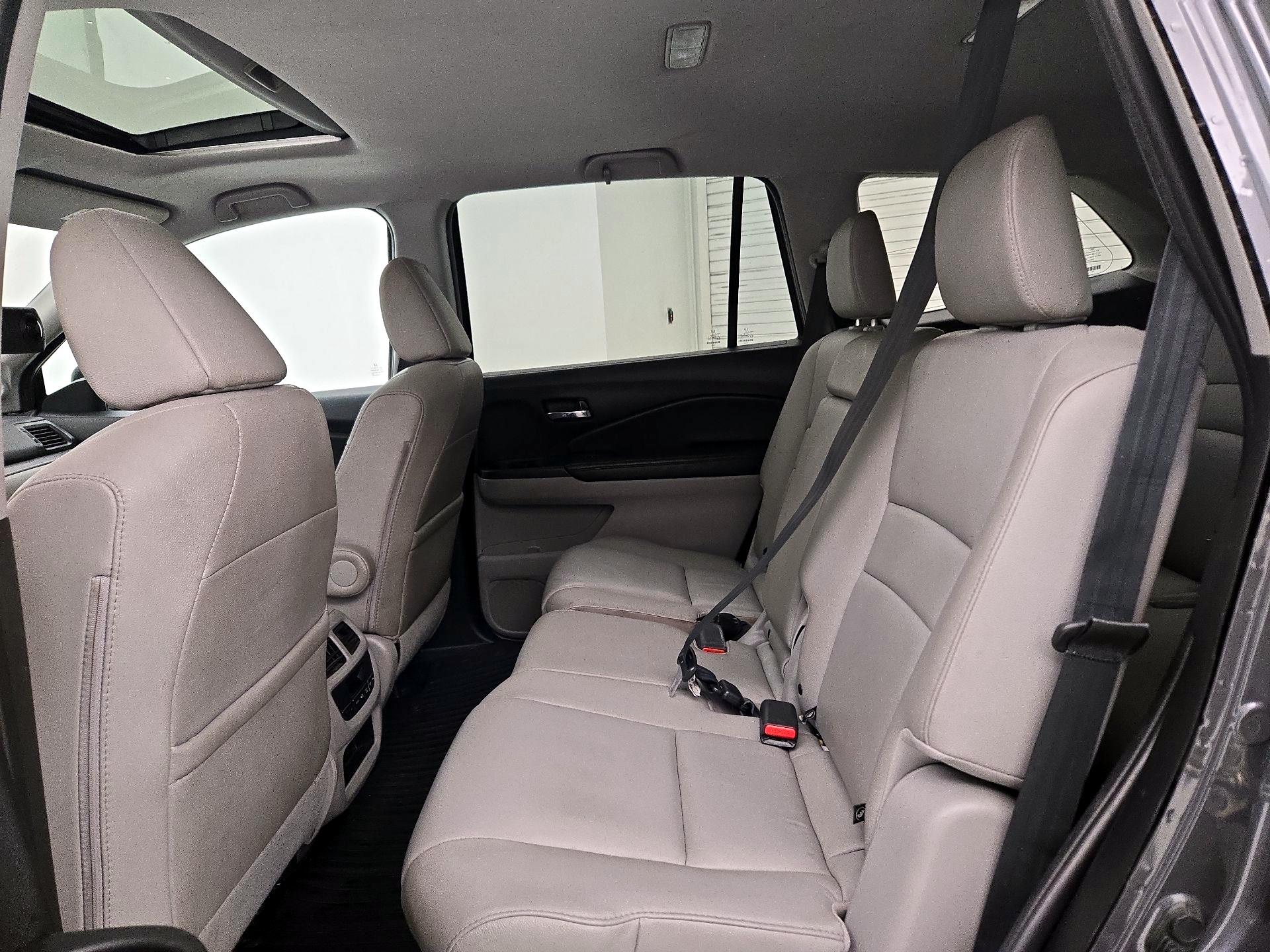 Thumbnail: 2018 Honda Pilot - 20