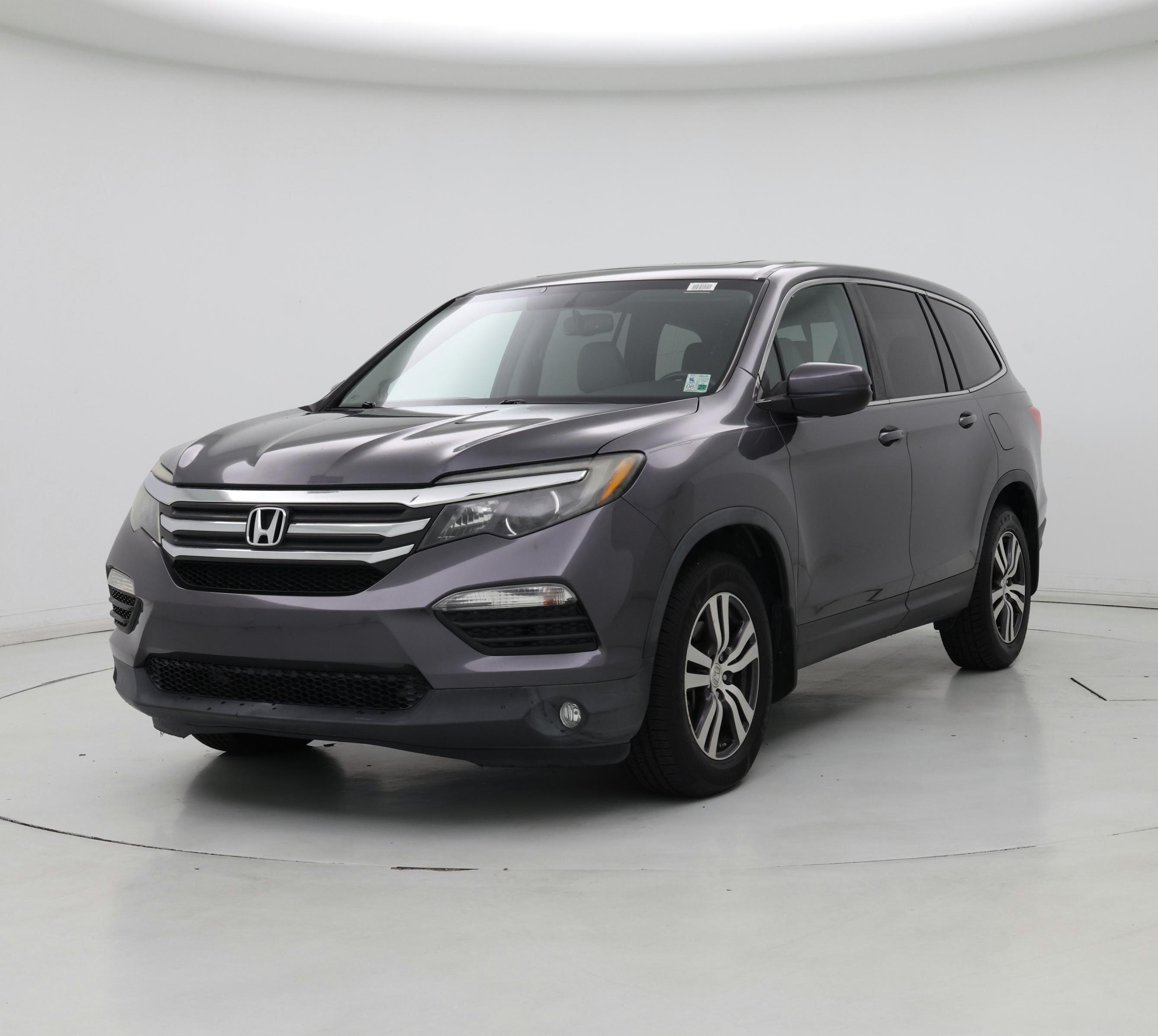 Thumbnail: 2018 Honda Pilot - 4
