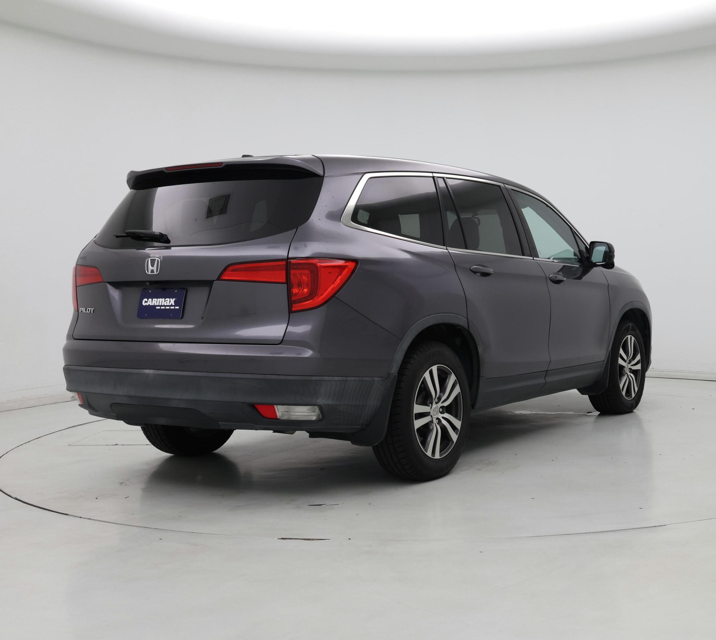Thumbnail: 2018 Honda Pilot - 8